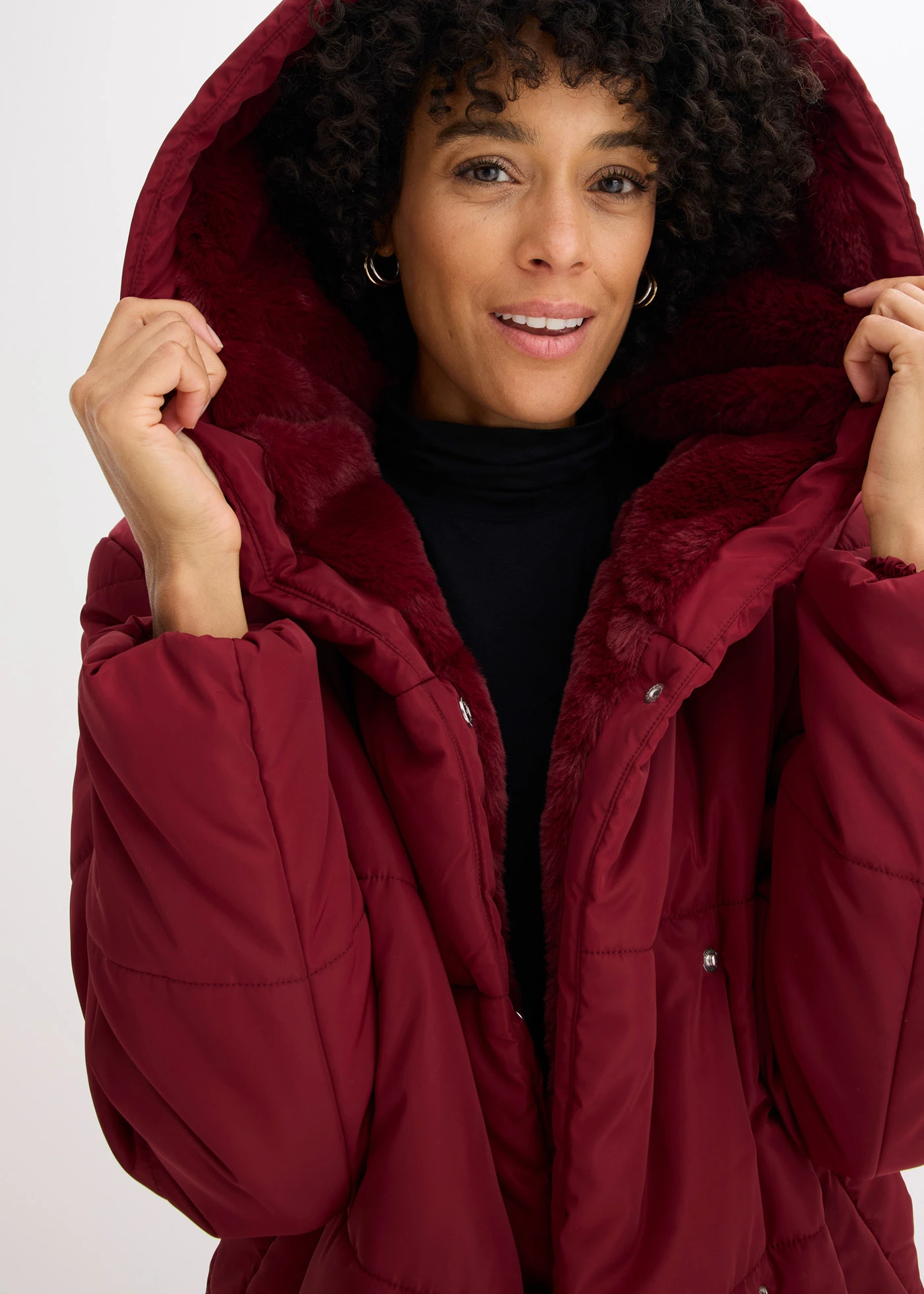 Gewatteerde jas met imitatiebont • robijnrood • bonprix online shop