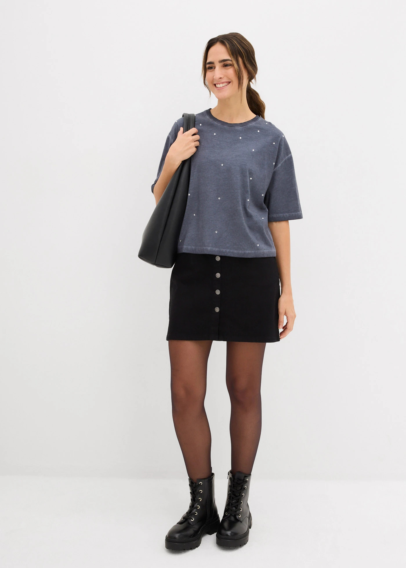 T-shirt met glittersteentjes van puur katoen • nachtblauw washed • bonprix online shop