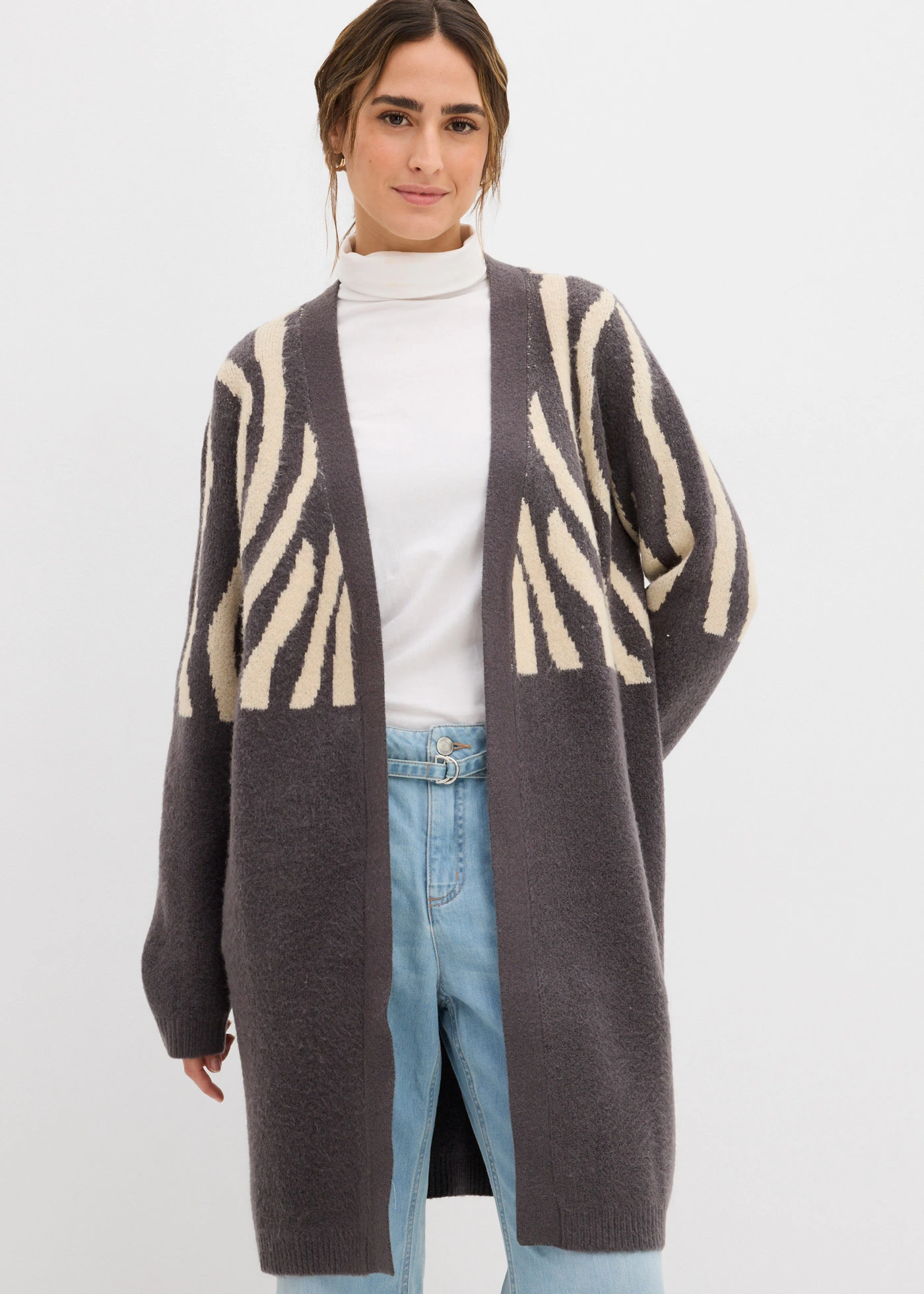 Pletený kabát se zebřím potiskem • antracitovo-světle písková se zebřím vzorem • bonprix obchod