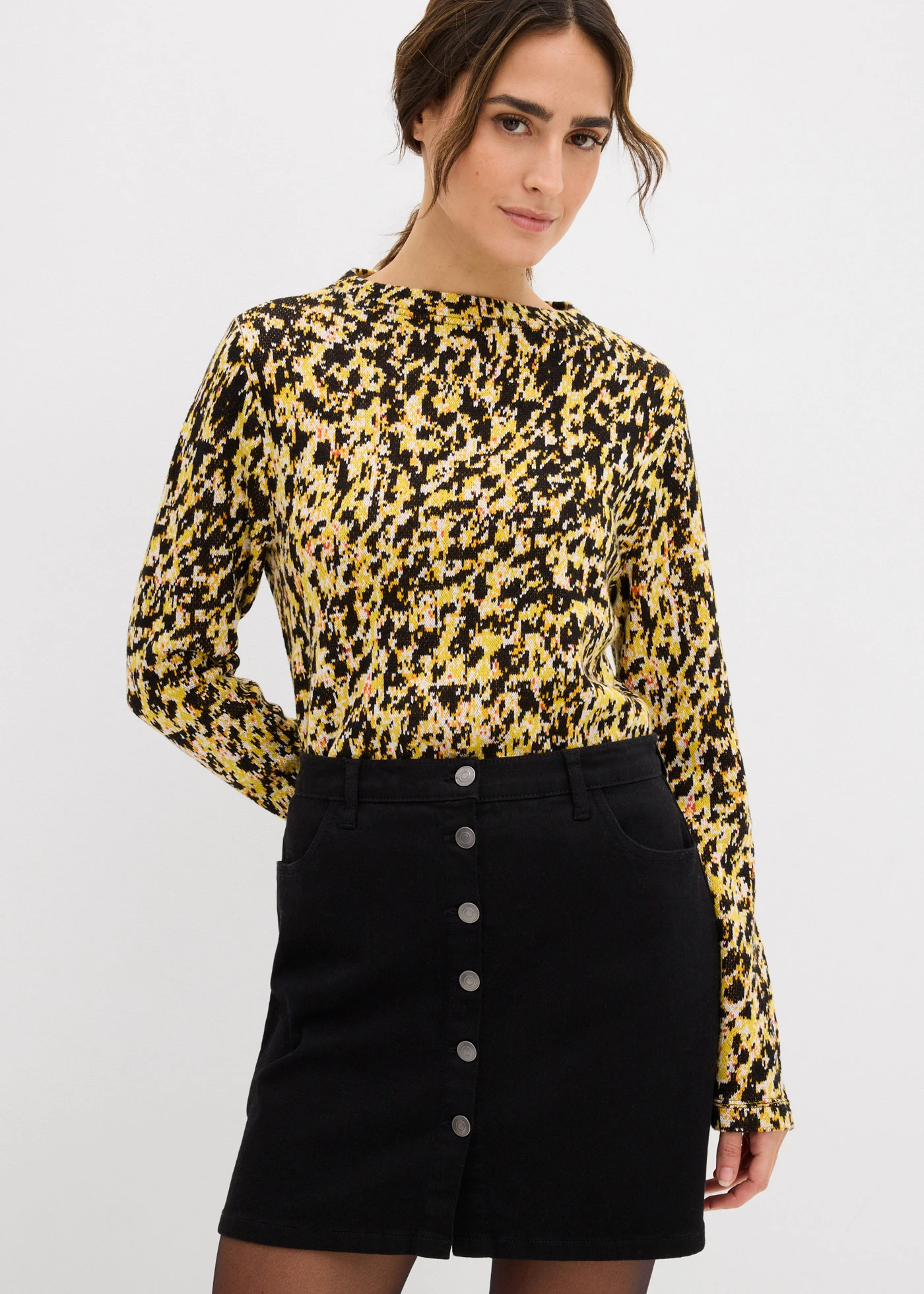 Přiléhavé pletené tričko • černá s leopardím vzorem • bonprix obchod