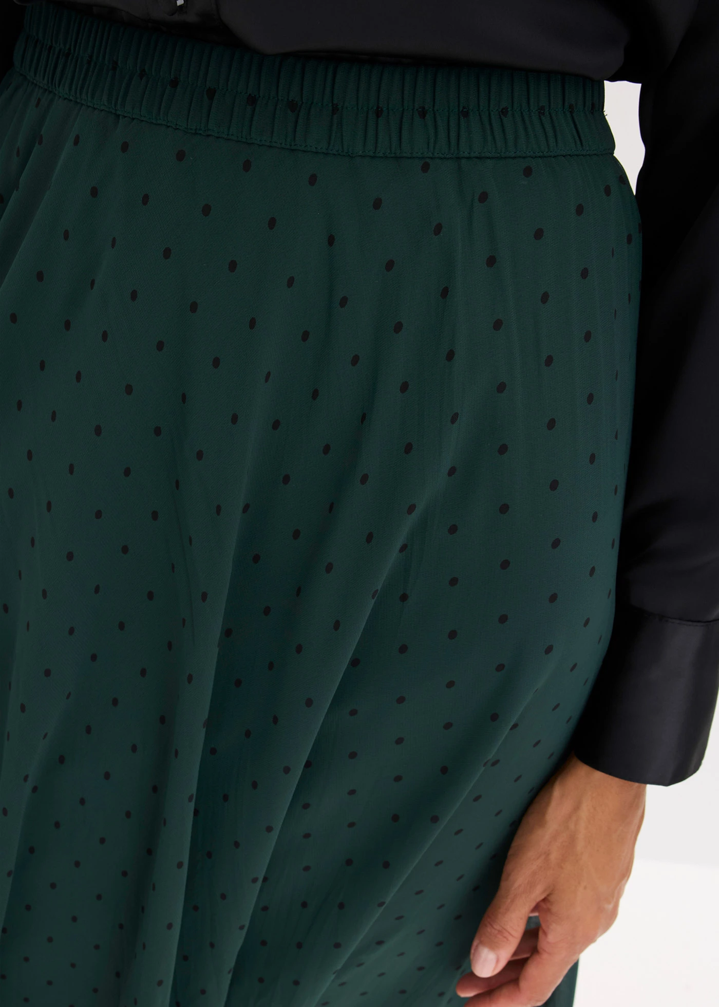 Jupe en mousseline effet froissé • vert profond pois noir • Boutique bonprix