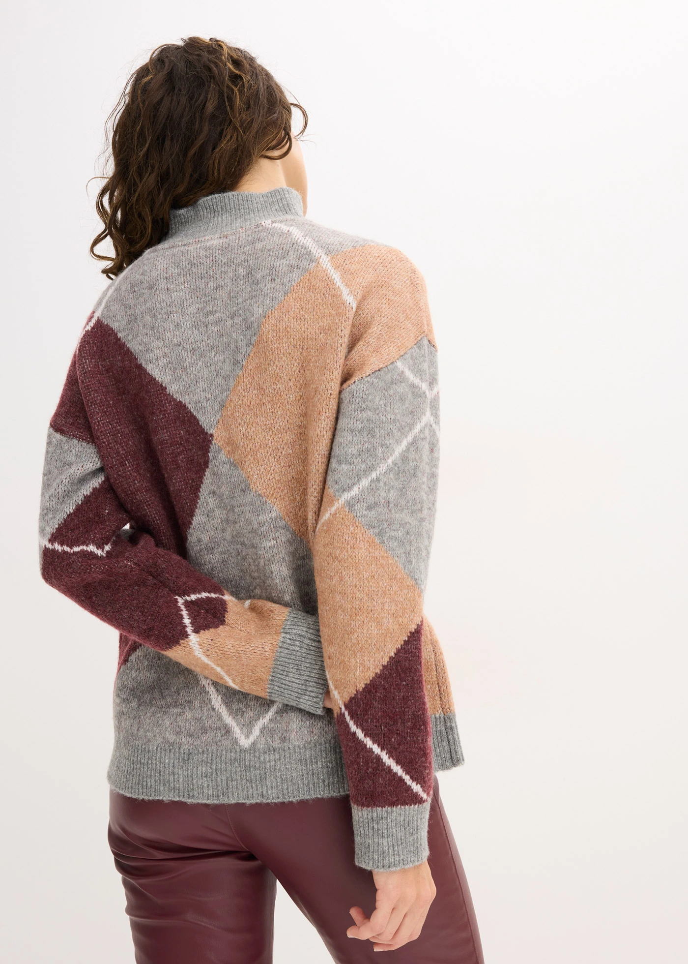 Pull oversize • gris chiné-sorbet chocolat-prune losanges • Boutique bonprix