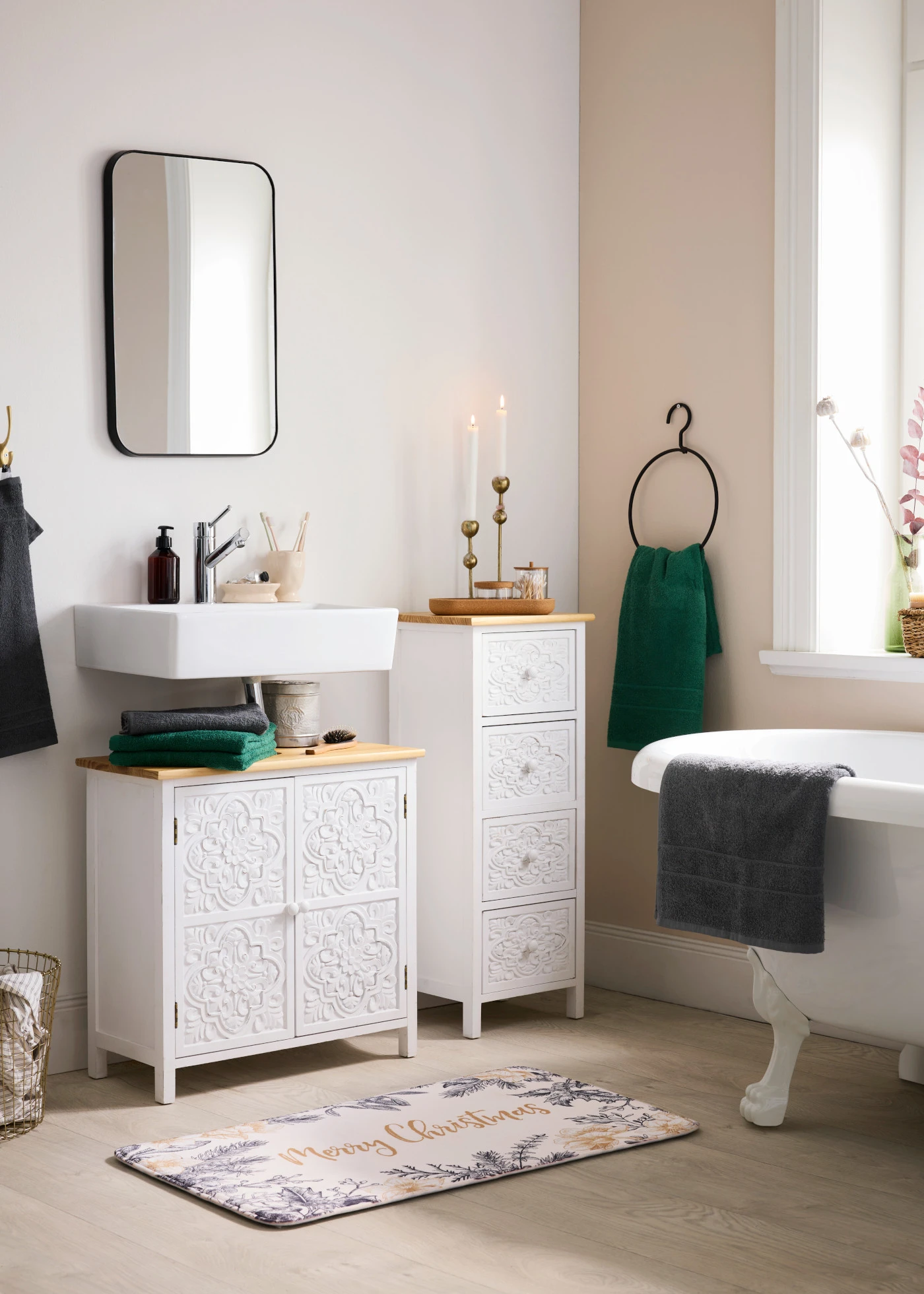Staande kast met ornament • wit • bonprix online shop