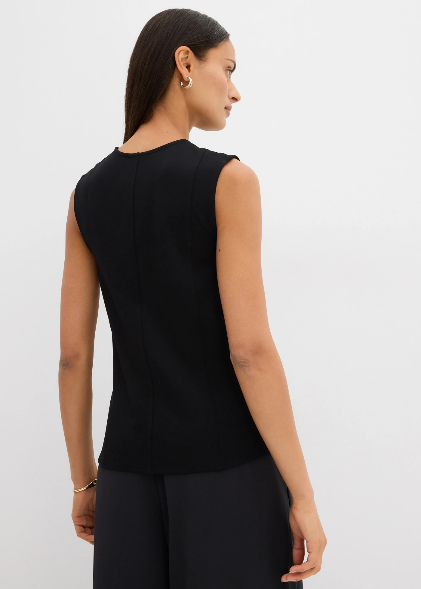 Gilet sans manches asymétrique en Punto di Roma • noir • Boutique bonprix