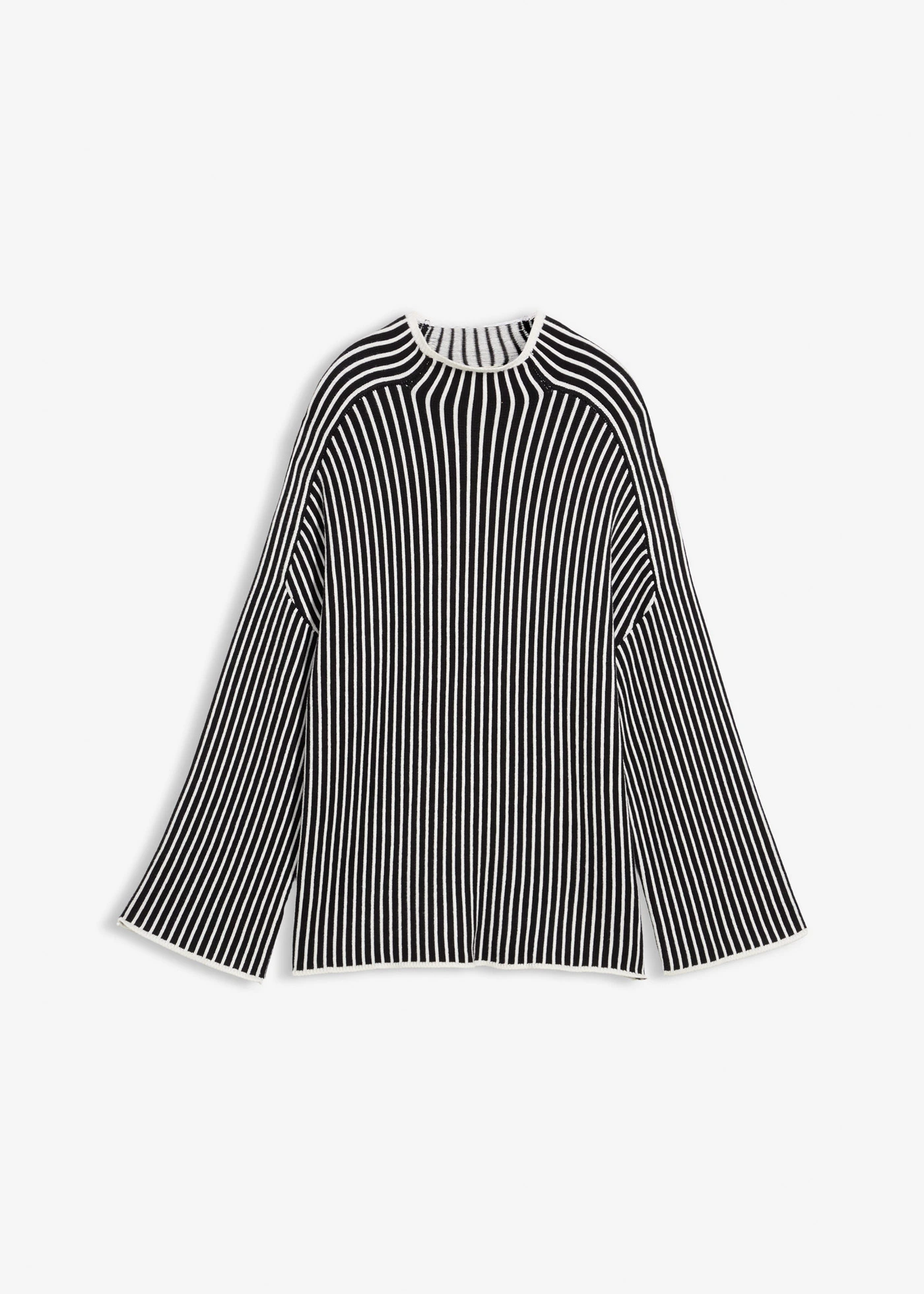 Svetr s krátkým rolákem, z viskózové směsi • černo-přírodní bílá podélně pruhované • bonprix obchod