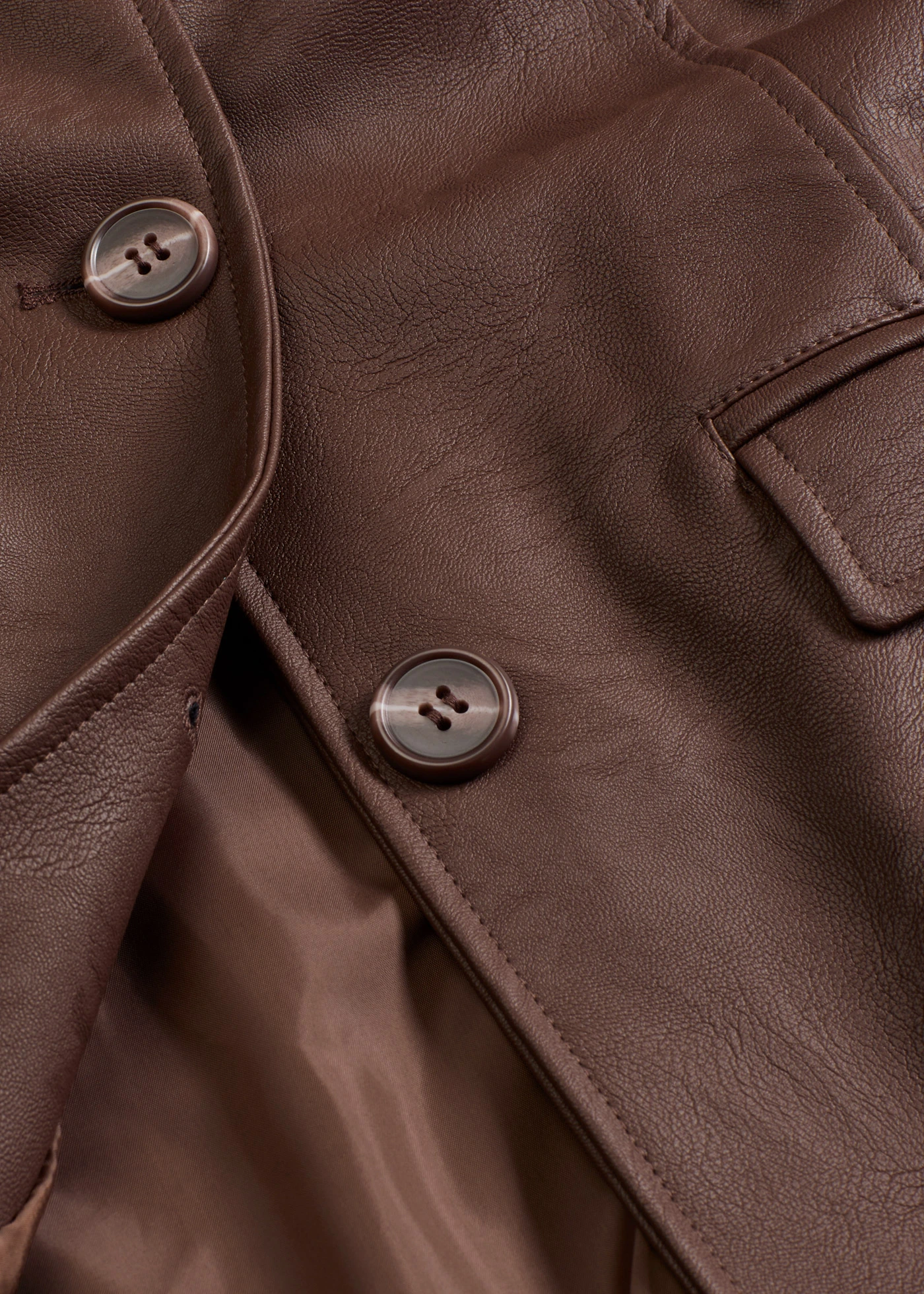 Dlouhý blejzr z umělé kůže • hnědá • bonprix obchod