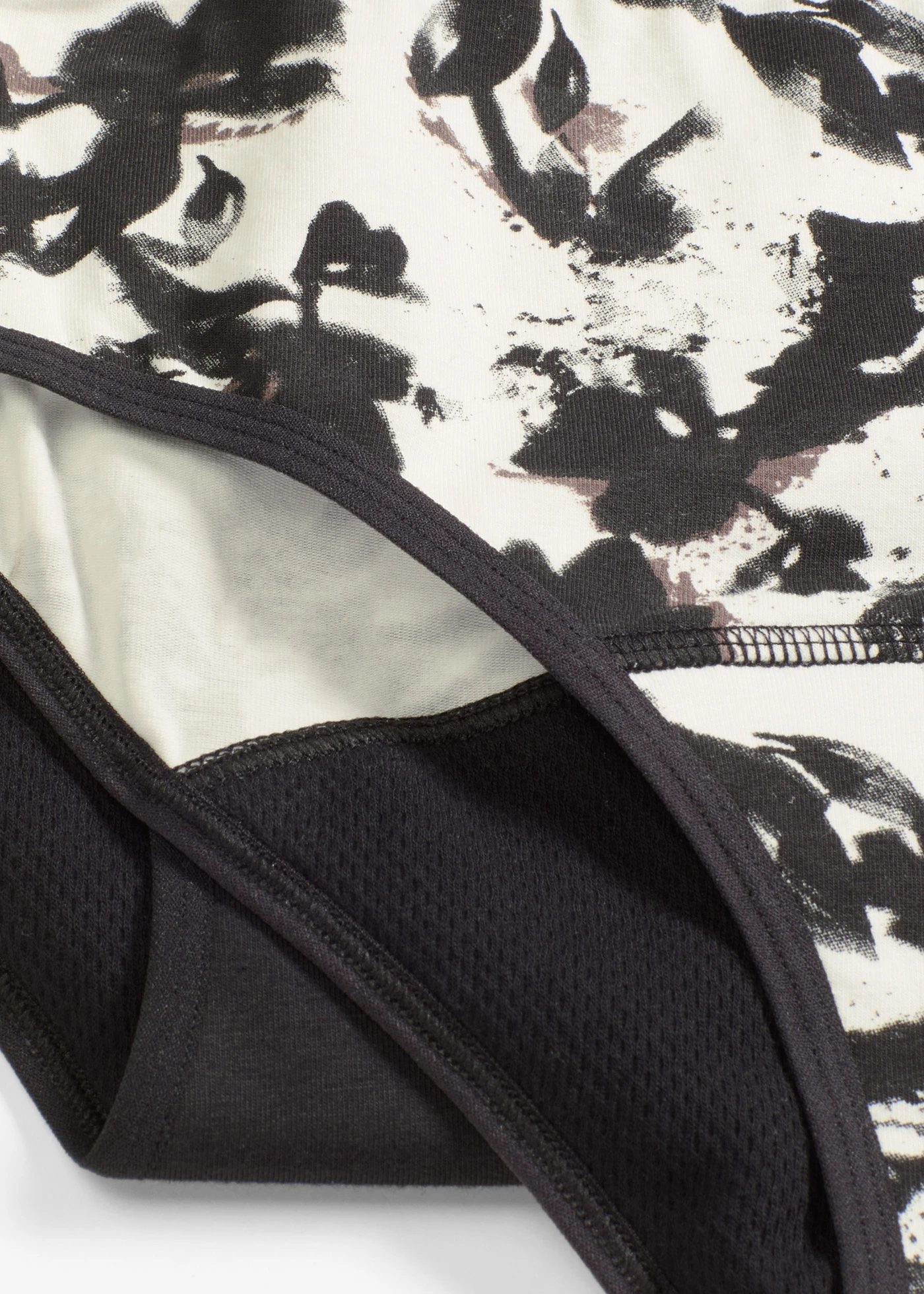 Microvezel menstruatie slips met gemiddelde absorptie (3 stuks) • natuurbeige gedessineerd + zwart • bonprix online shop