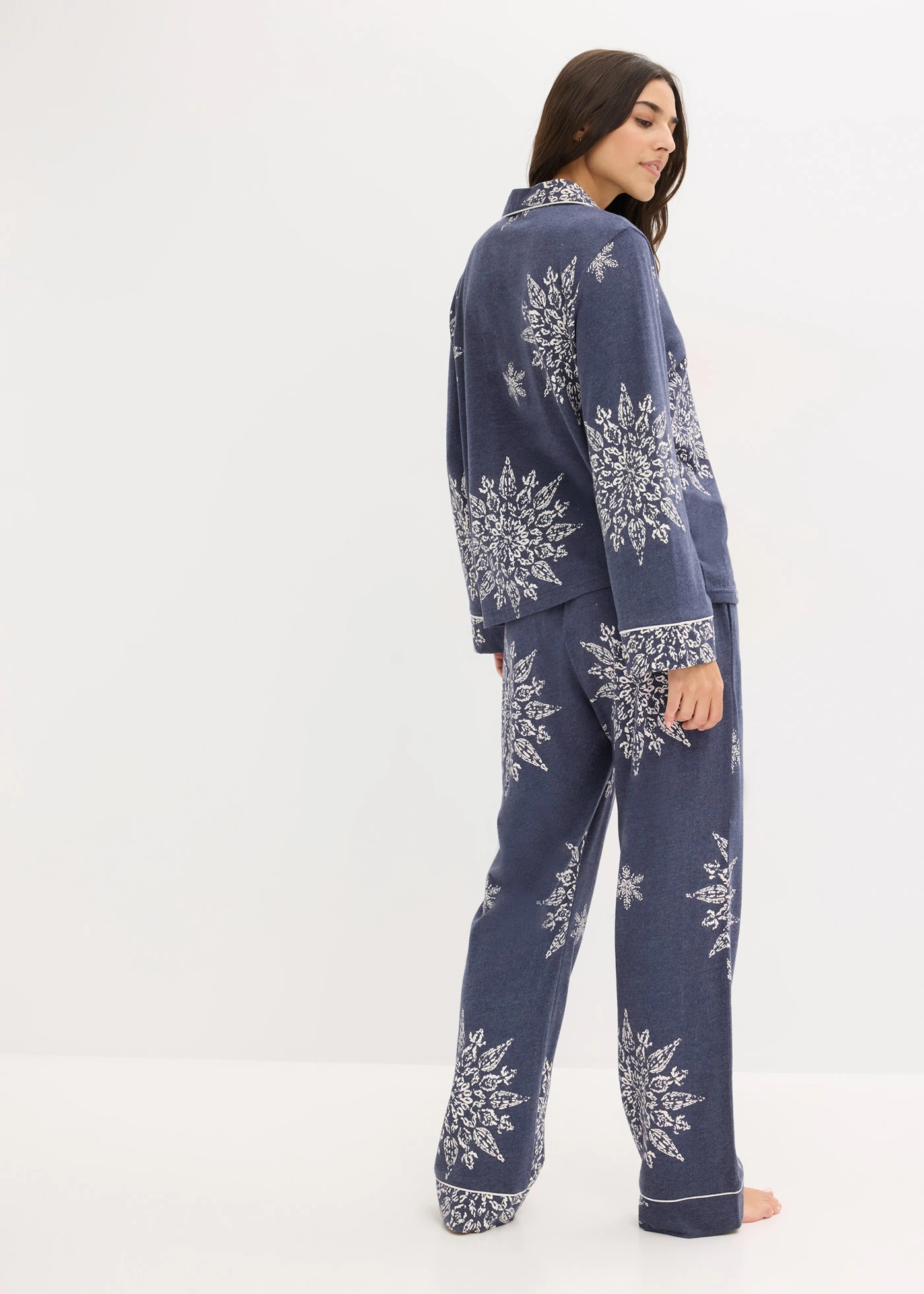 Pijama cu bandă de nasturi • albastru melanj-bej natur cu imprimeu • magazin bonprix