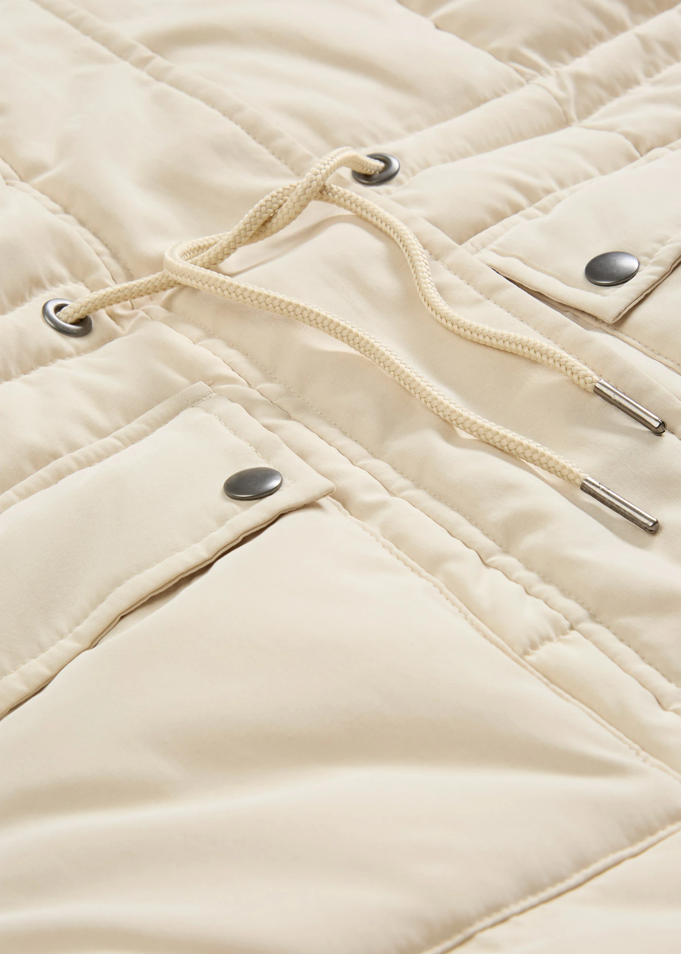 Doudoune mi-longue avec taille réglable • sable clair • Boutique bonprix