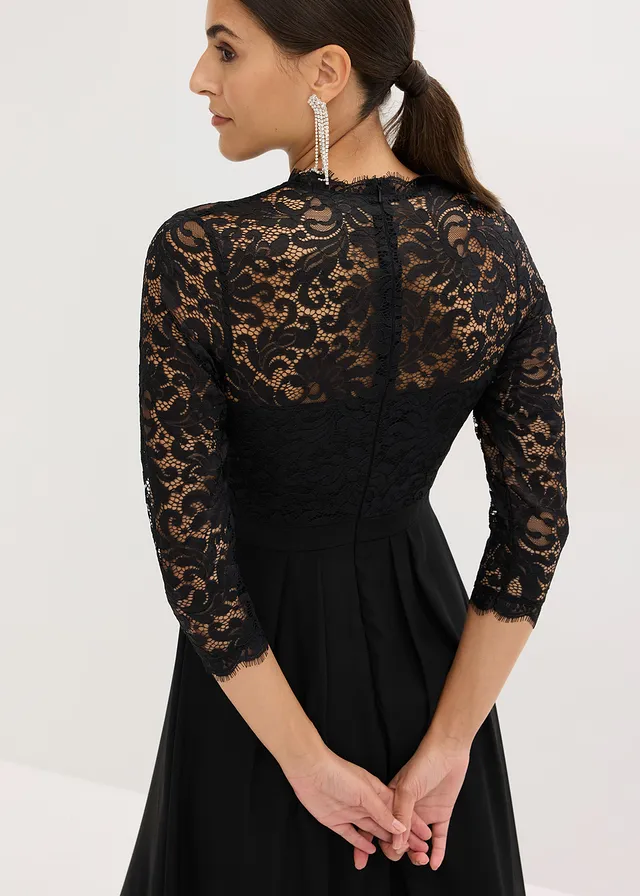 Maxi jurk met kant • zwart • product-page.page-title-suffix