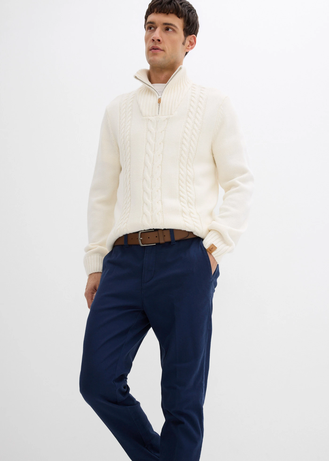 Pantaloni chino Regular Fit cu căptușeală termo din flanel, tapered • bleumarin • magazin bonprix
