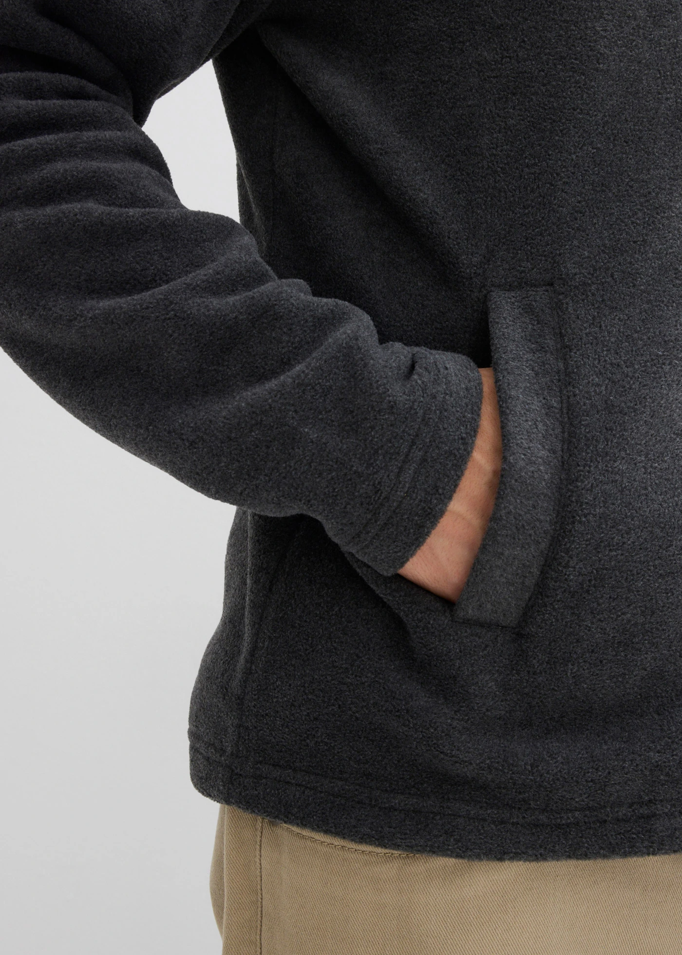 Zacht fleece vest met steekzakken • antraciet gemêleerd • bonprix online shop