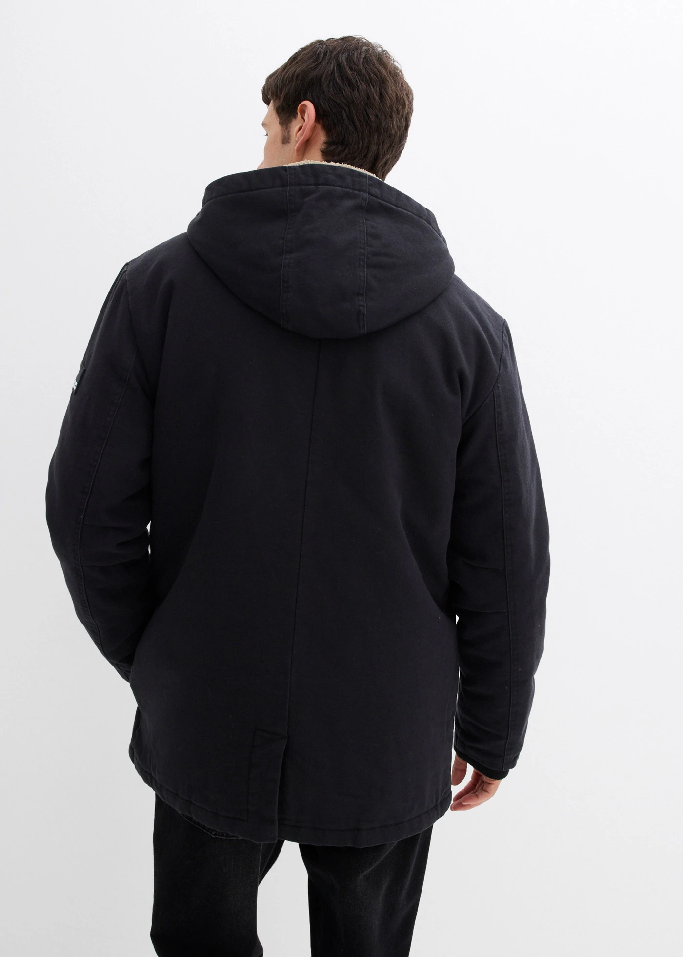 Odolná zimní bunda z plátna • černá • bonprix obchod