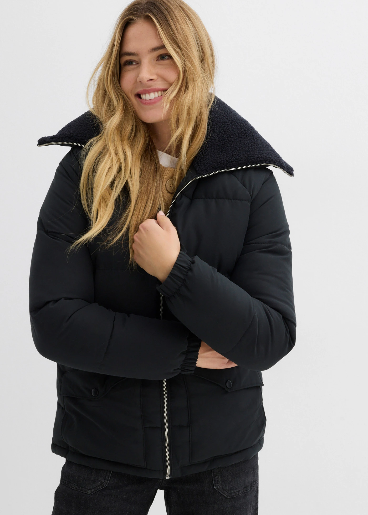 Gewatteerde jas met teddykraag • zwart • bonprix online shop