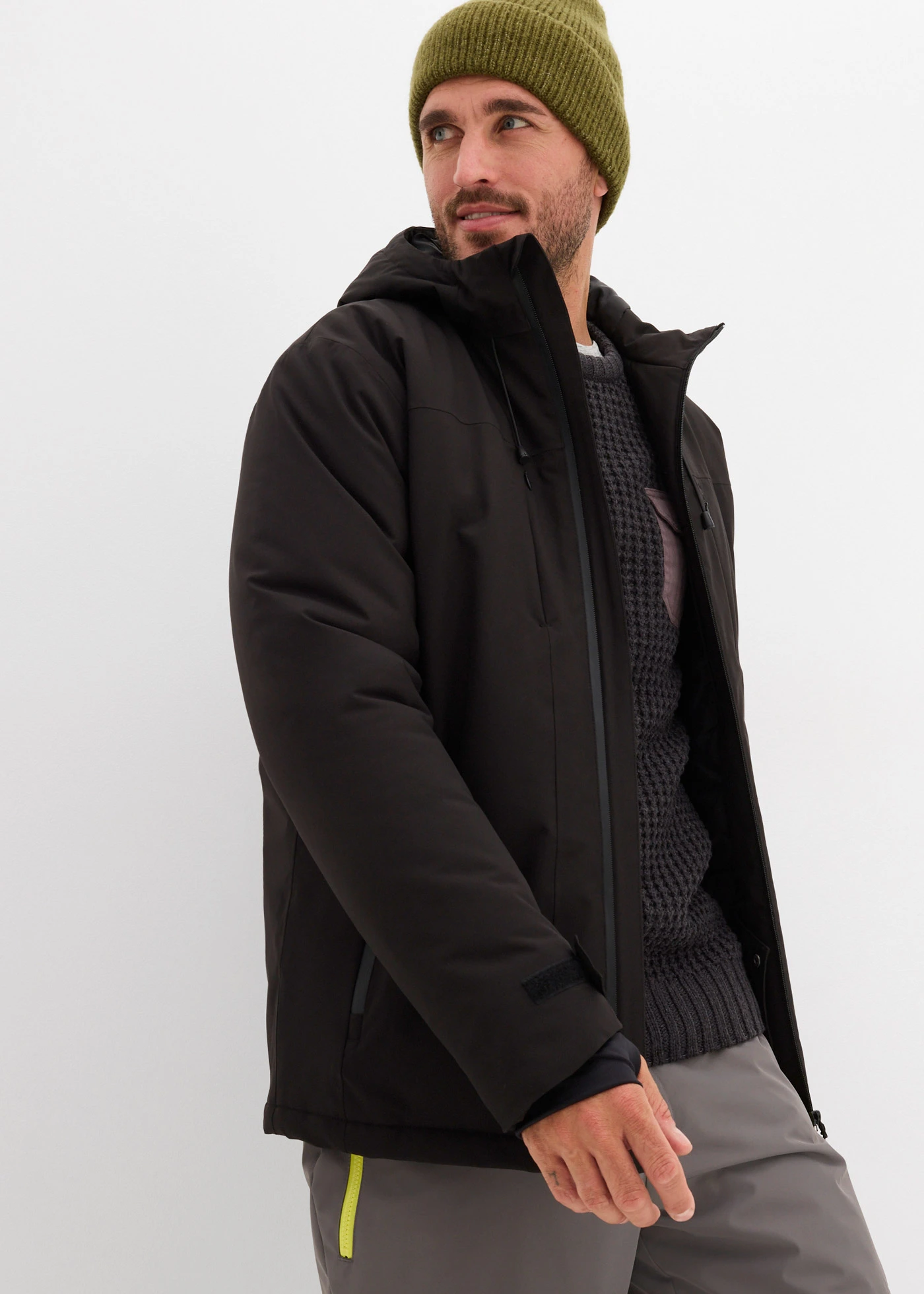 Nepromokavá lyžařská bunda • černá • bonprix obchod