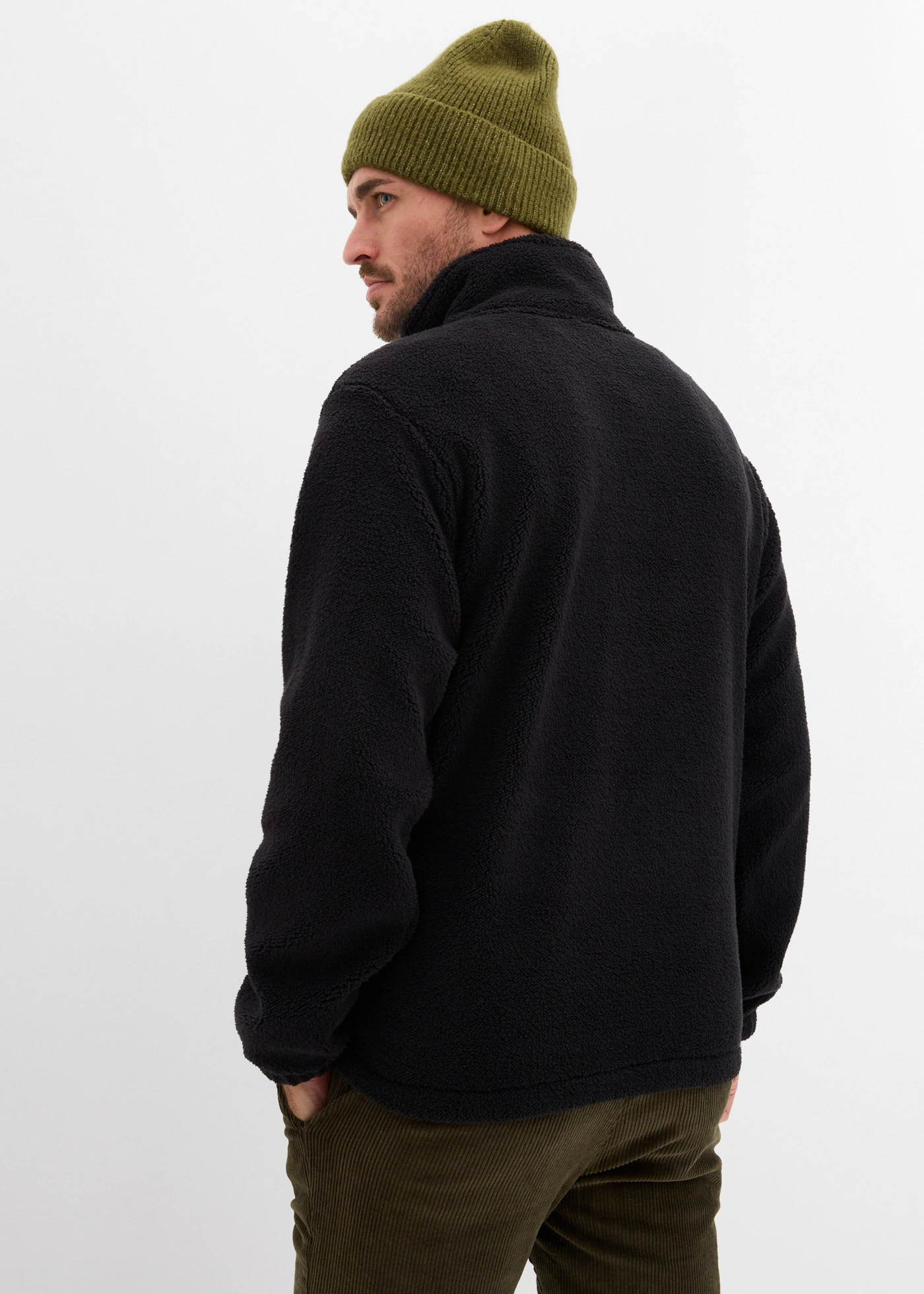 Pull en polaire peluche avec col zippé • noir • Boutique bonprix