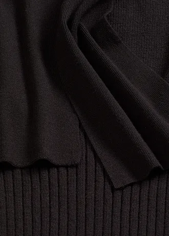 Oversized trui in een zachte viscosemix, Kleur: zwart