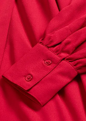 Robe-chemise à col lavallière • rouge piment • Boutique bonprix