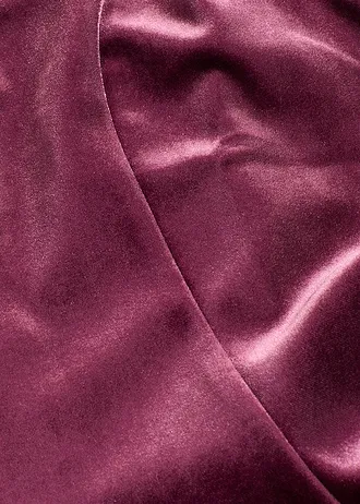 Mini šaty z měkkého sametu • vínová • bonprix obchod