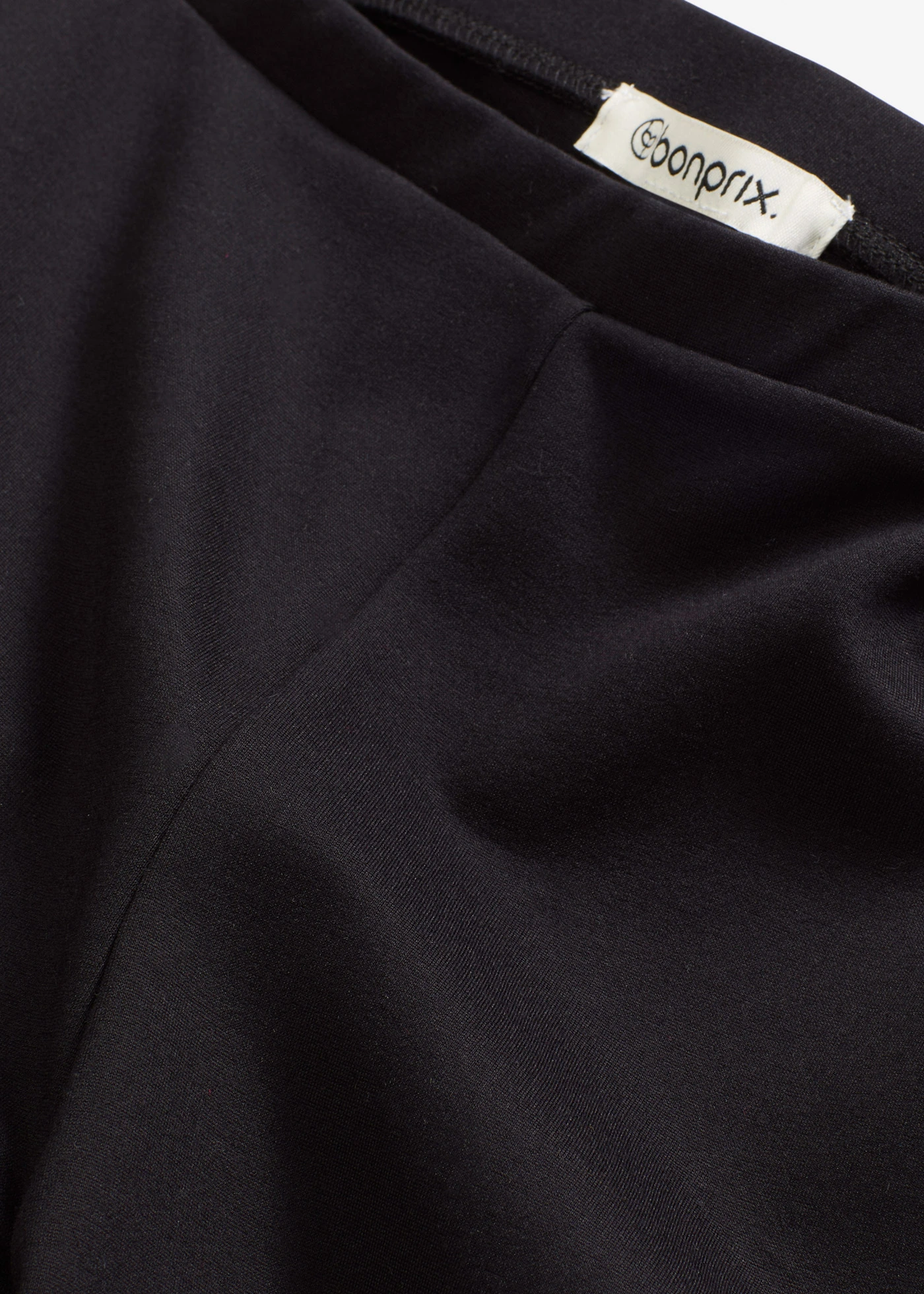 Legging confortable en Punto di Roma • noir • Boutique bonprix