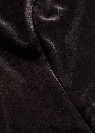 Robe courte en velours doux • noir • Boutique bonprix