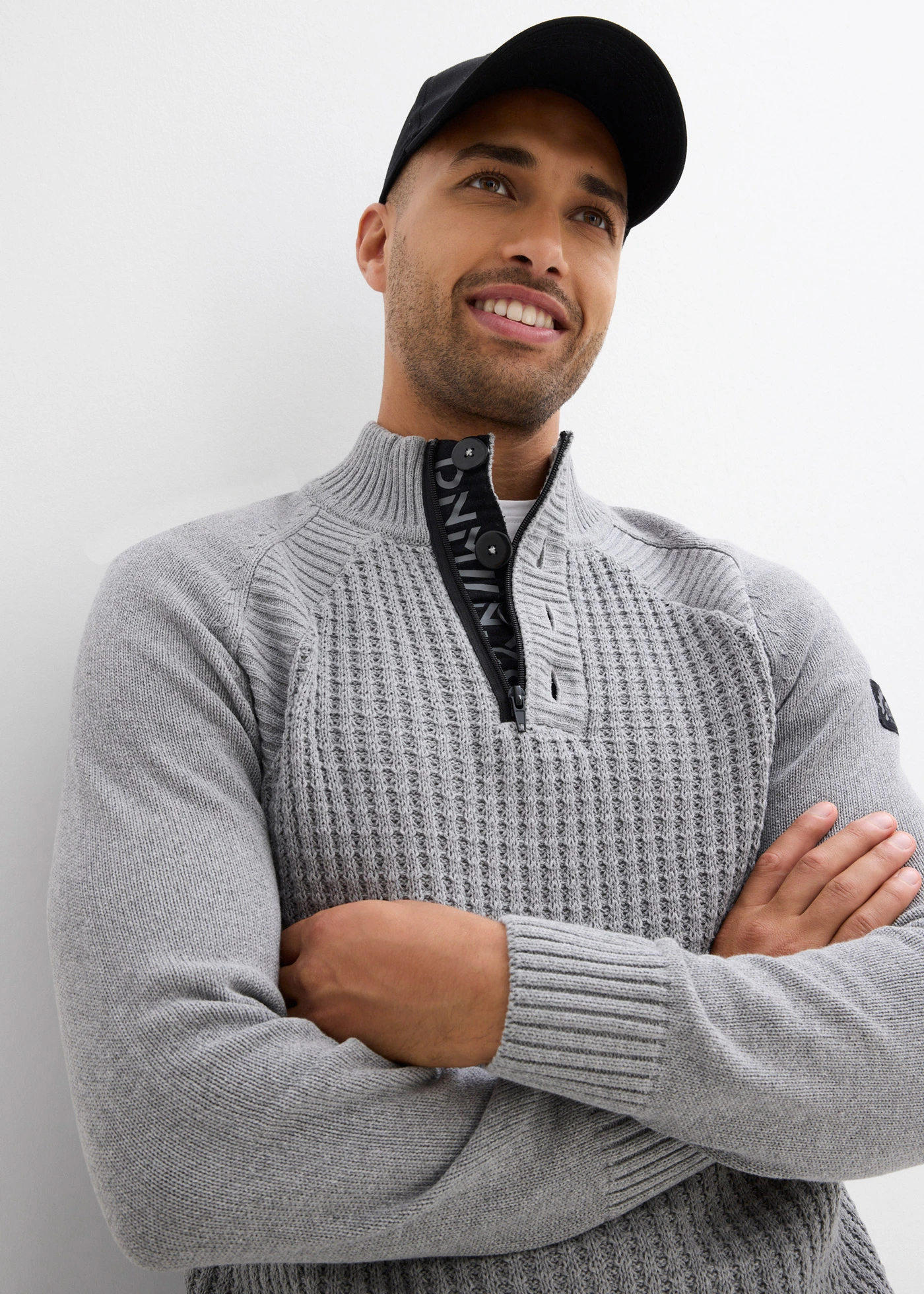 Pull texturé à col montant • gris chiné • Boutique bonprix