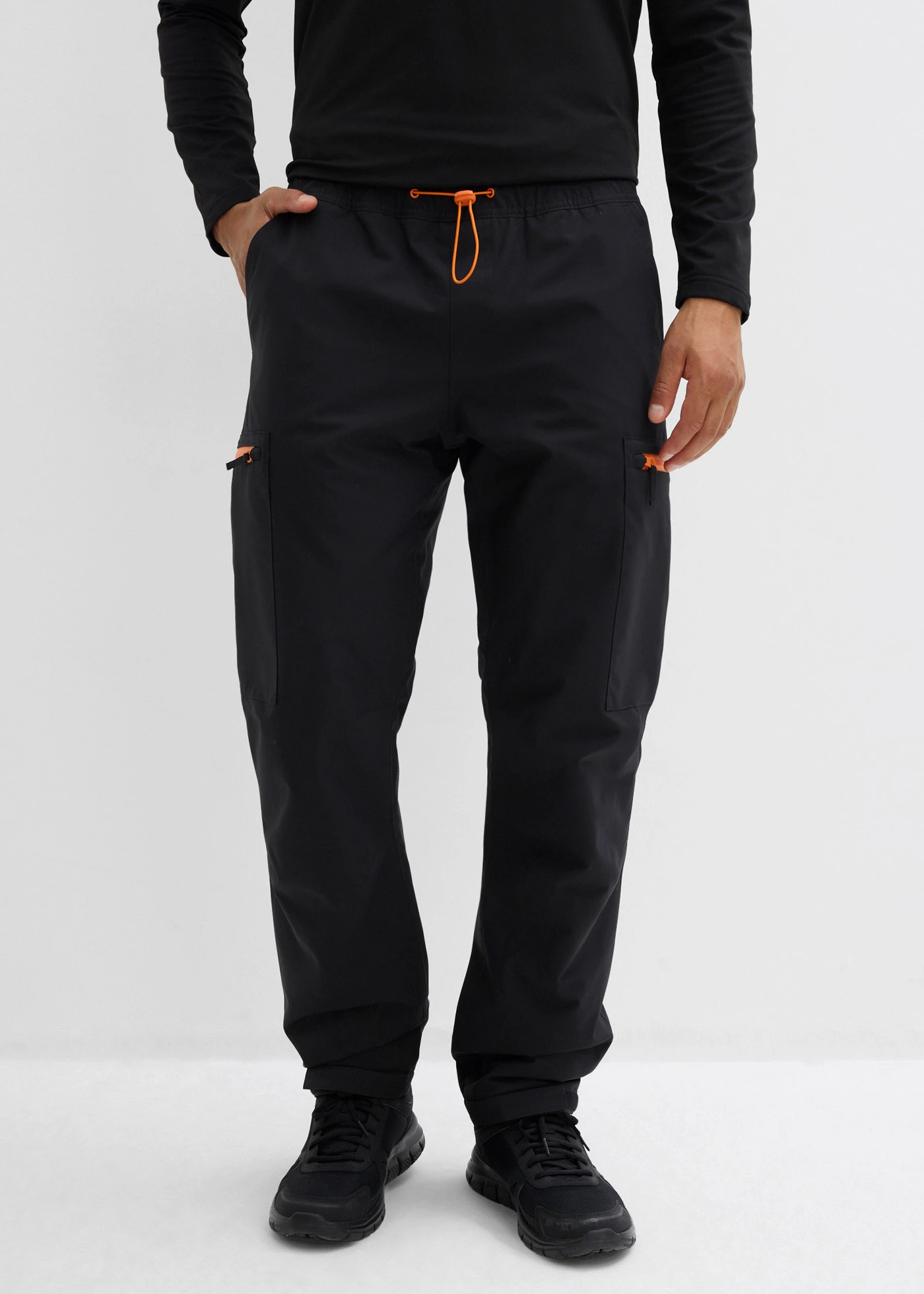 Pantalon cargo imperméable et chaud, coupe ample • noir • Boutique bonprix