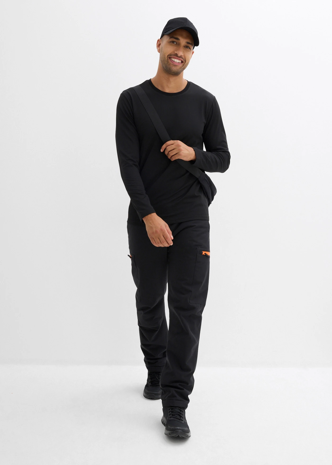 Pantalon cargo imperméable et chaud, coupe ample • noir • Boutique bonprix