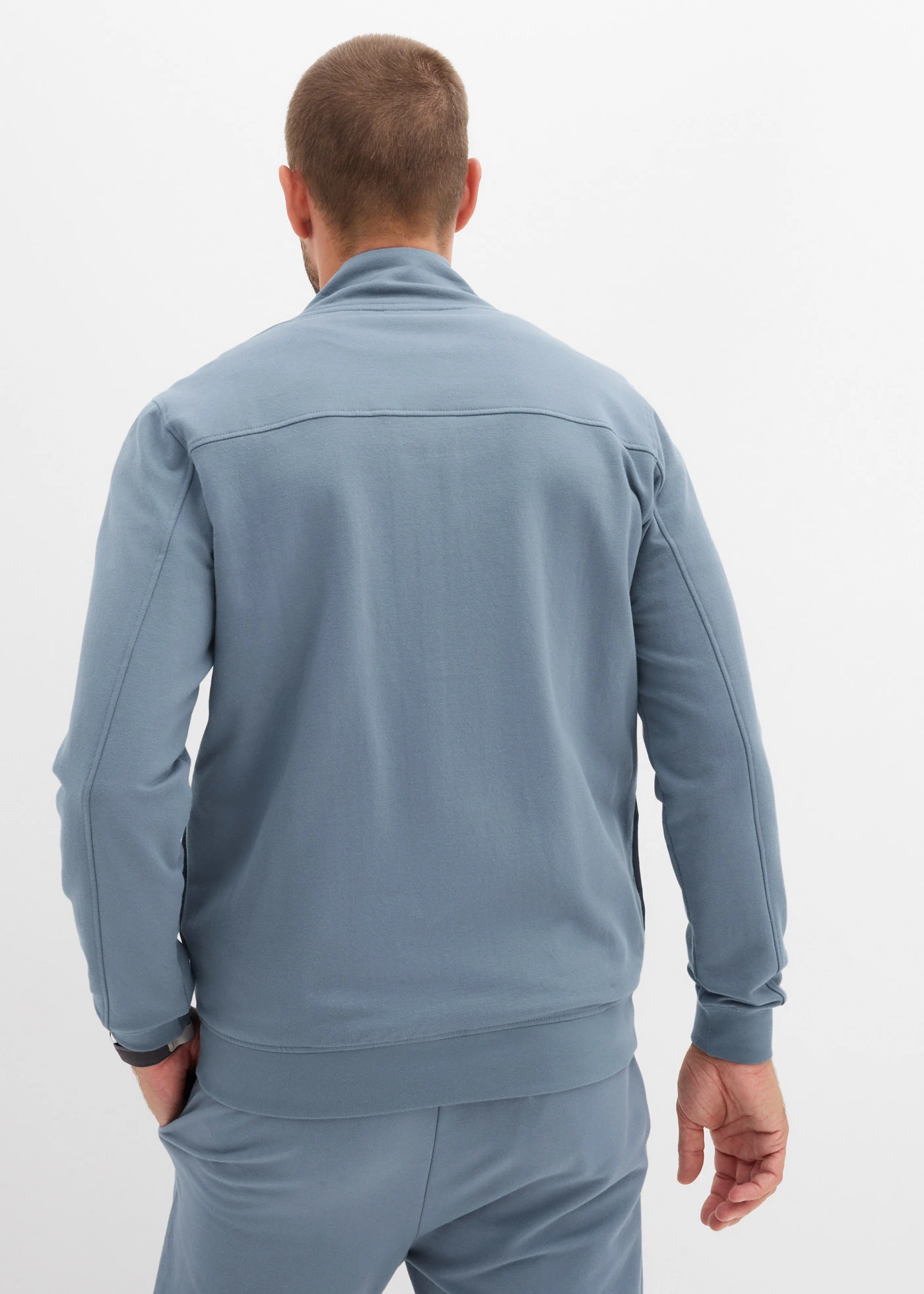 Jachetă casual elegantă din mix moale de bumbac • albastru fumuriu • magazin bonprix