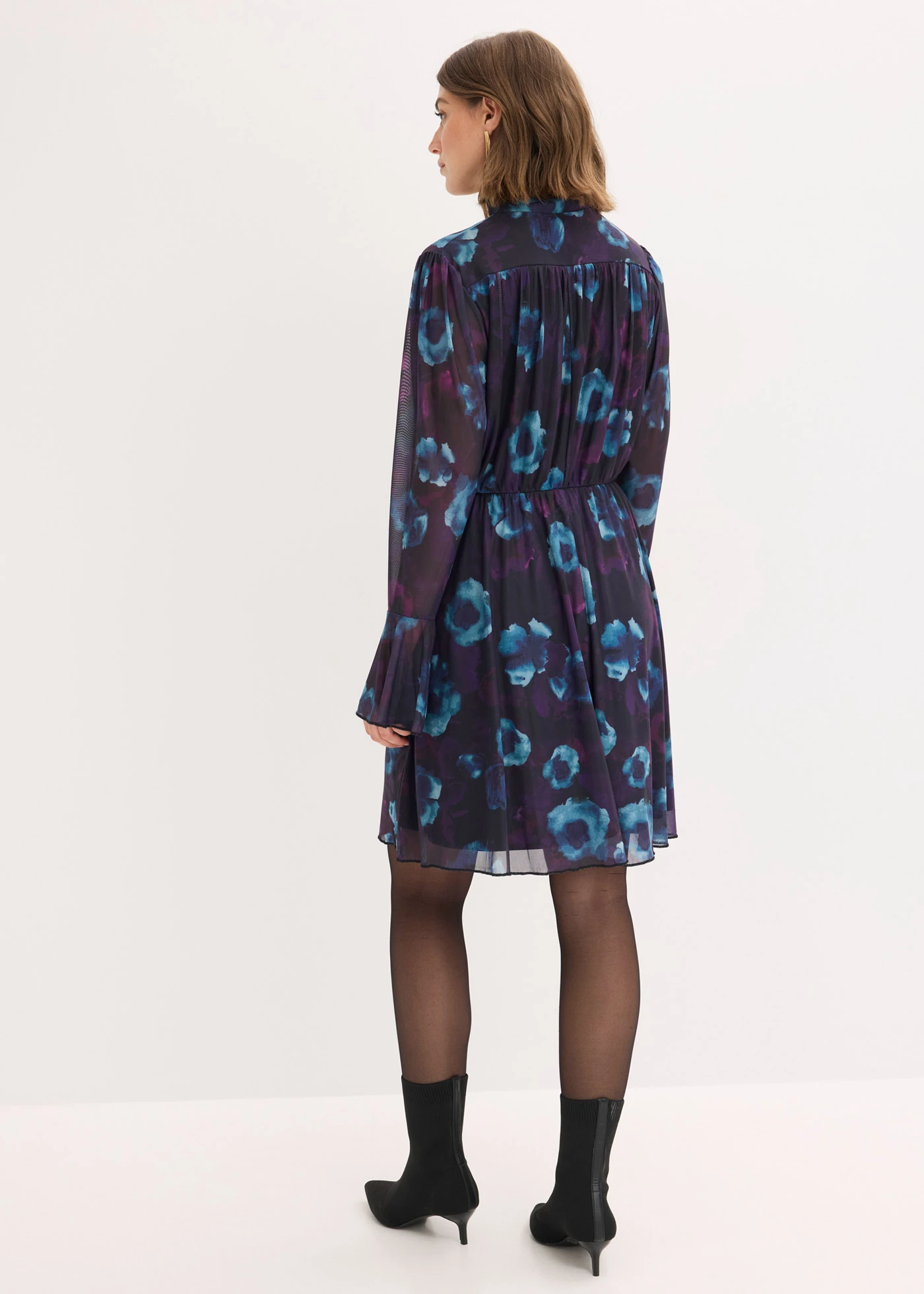 Robe en mesh doux • violet foncé-noir-pétrole floral • Boutique bonprix