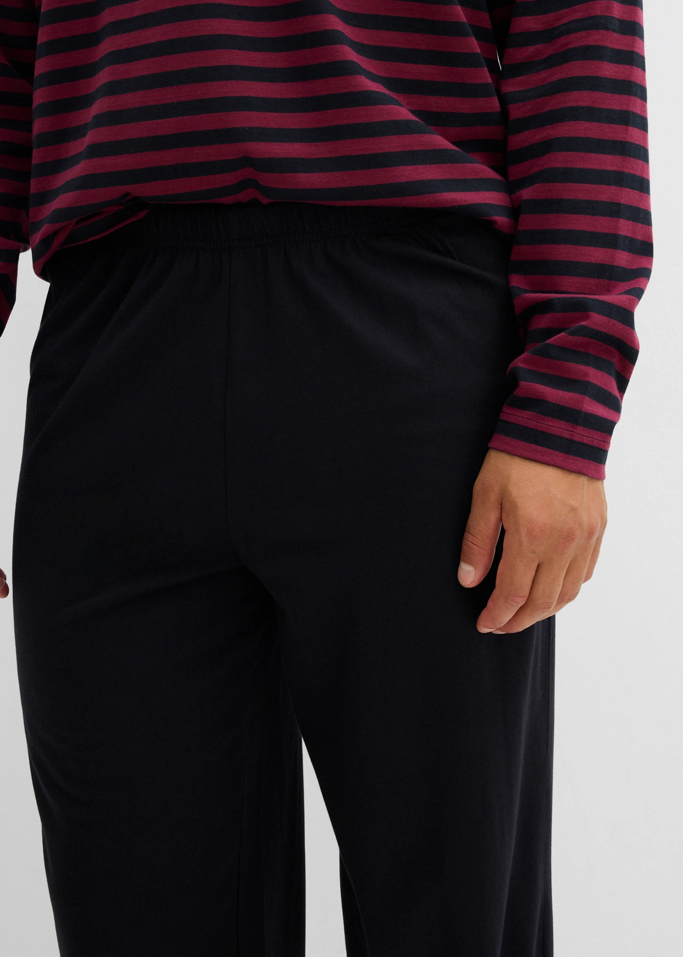 Pyjama manches longues 100% coton • raisin/noir rayures • Boutique bonprix