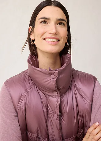 Prošívaná vesta s recyklovaným prachovým peřím • matně fialková • bonprix obchod