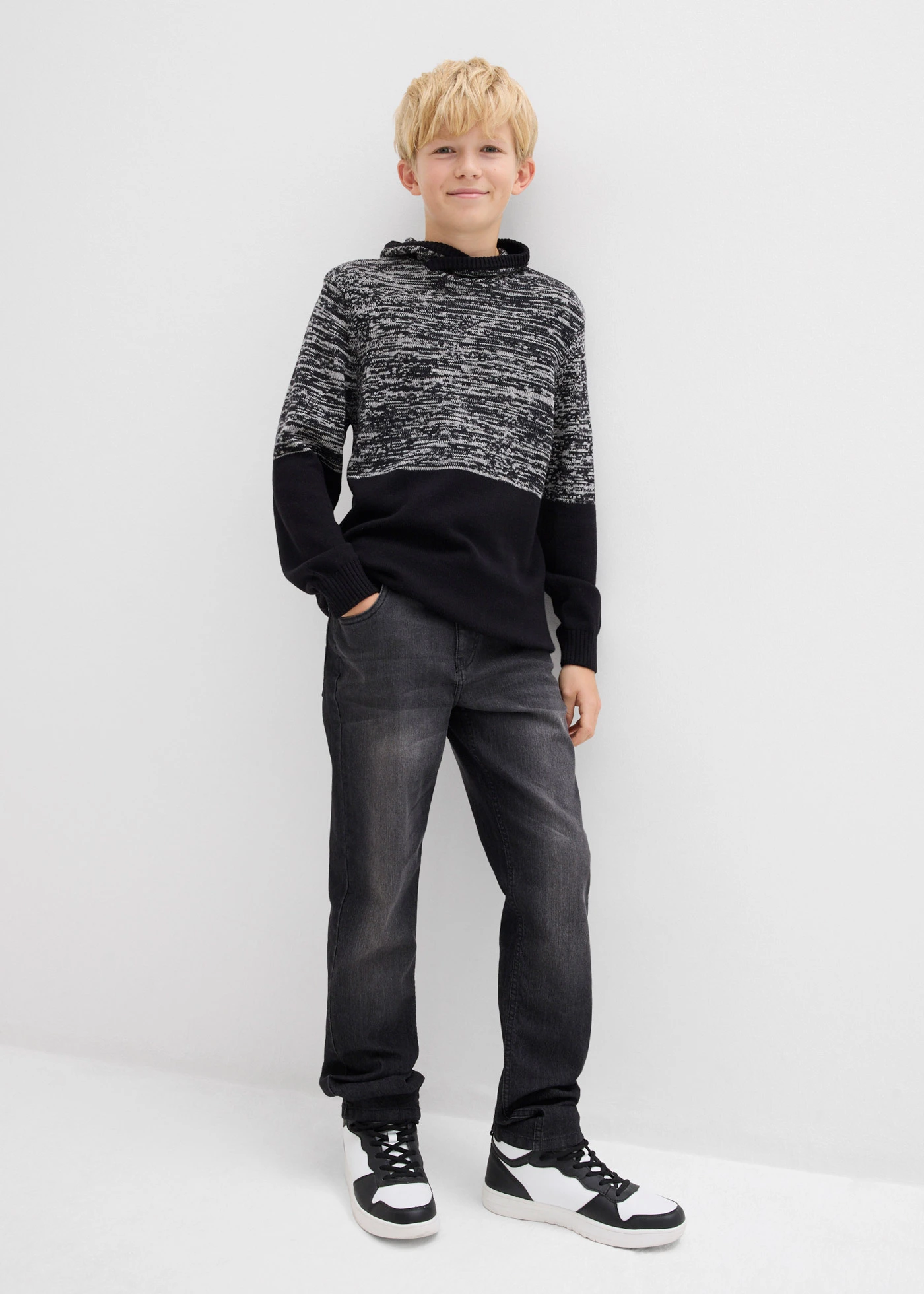 Svetr s šálovým límcem • černo-šedý melír • bonprix obchod