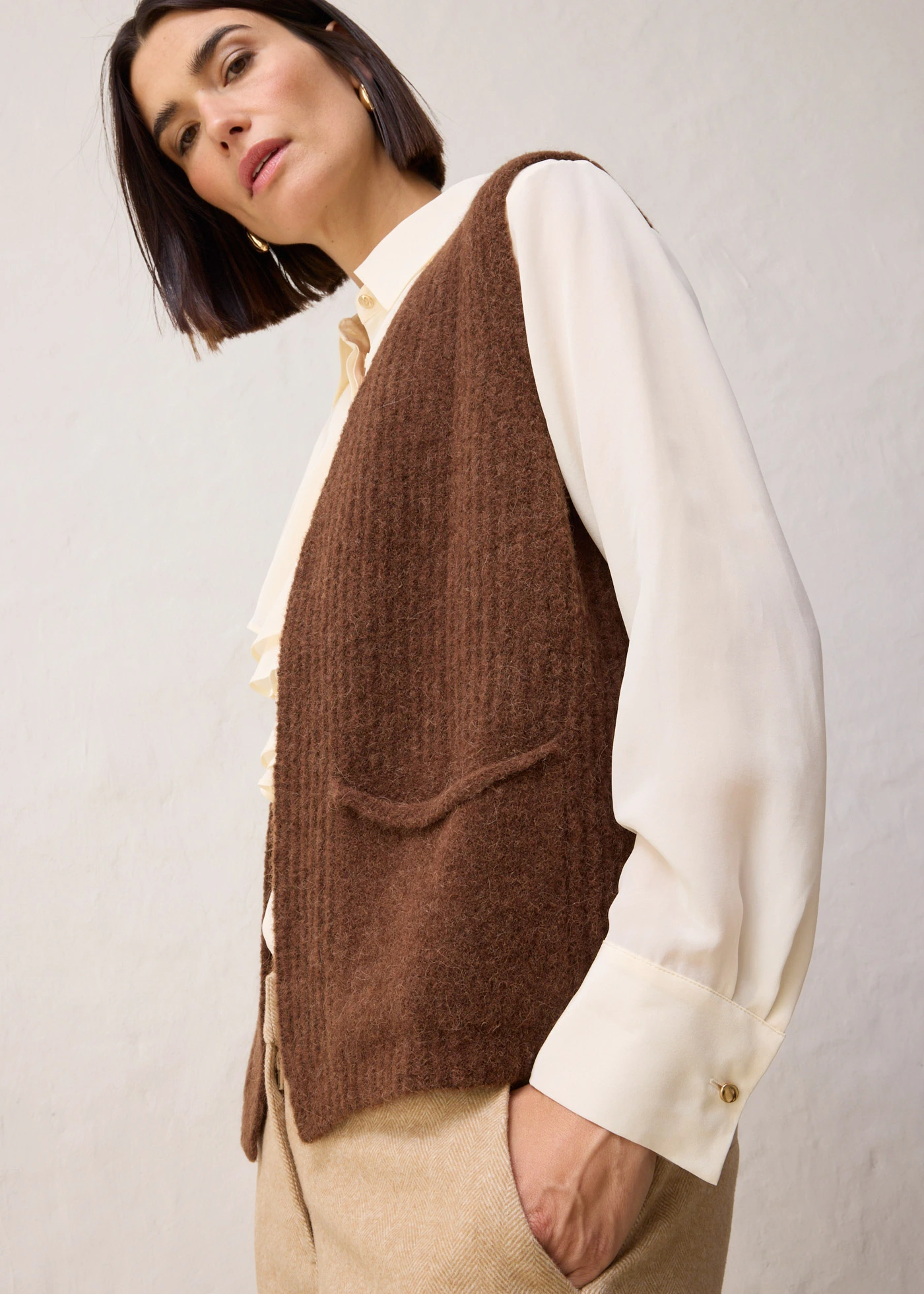 Hrubo pletená vesta s alpaka vlnou • tmavohnedá • obchod bonprix