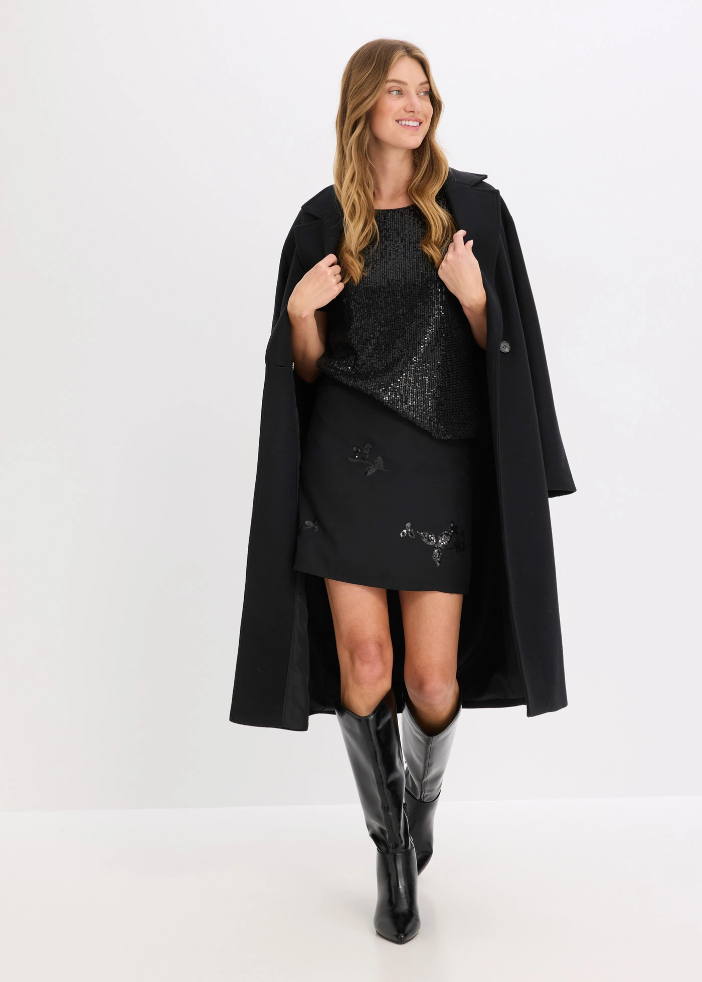 Mini sukňa • čierna • obchod bonprix