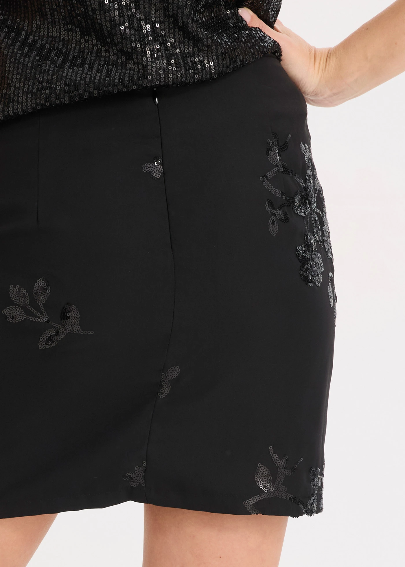 Fustă mini • negru • magazin bonprix