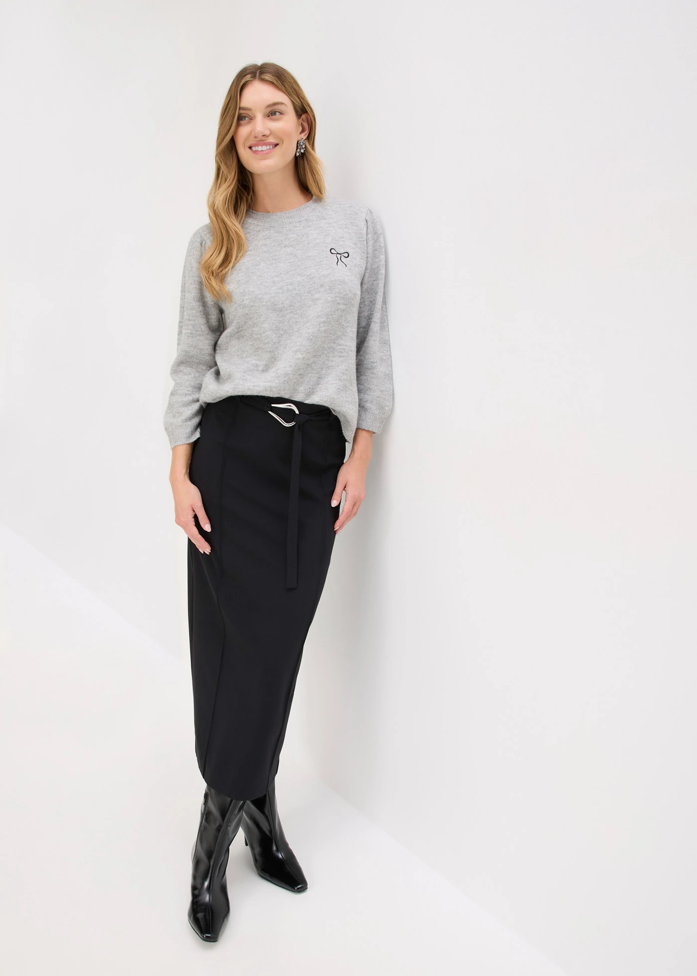 Fustă midi din material cu viscoză • negru • magazin bonprix