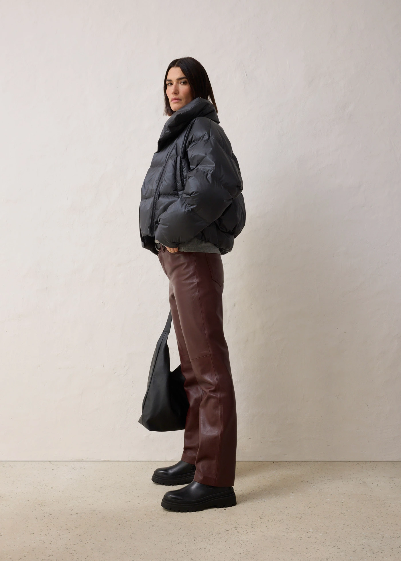 Péřová bunda s recyklovaným prachovým peřím, voděodolná • antracitová • bonprix obchod