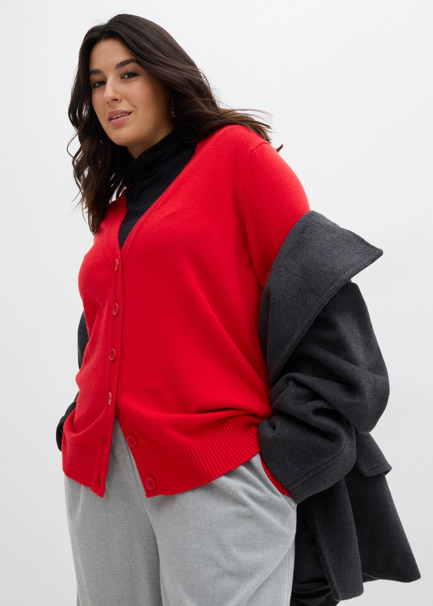 Dlouhý pletený kabátek z měkké viskózové směsi • lávově červená plus size • bonprix obchod