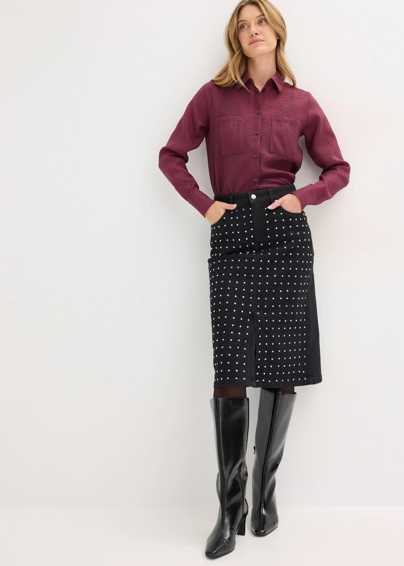 Spódnica jeansowa z aplikacją z kryształków • czarny denim metallic • sklep bonprix