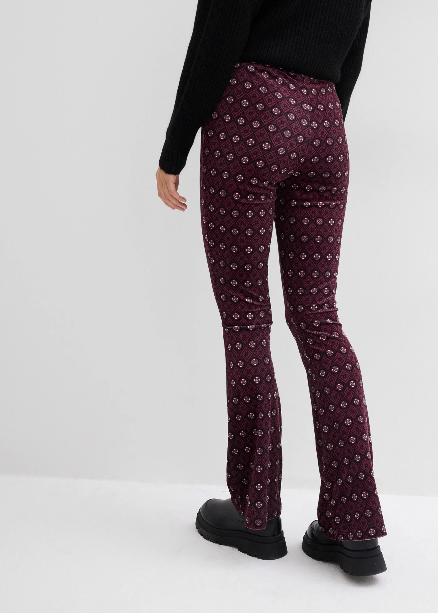 Legging évasé en velours doux • bordeaux imprimé • Boutique bonprix