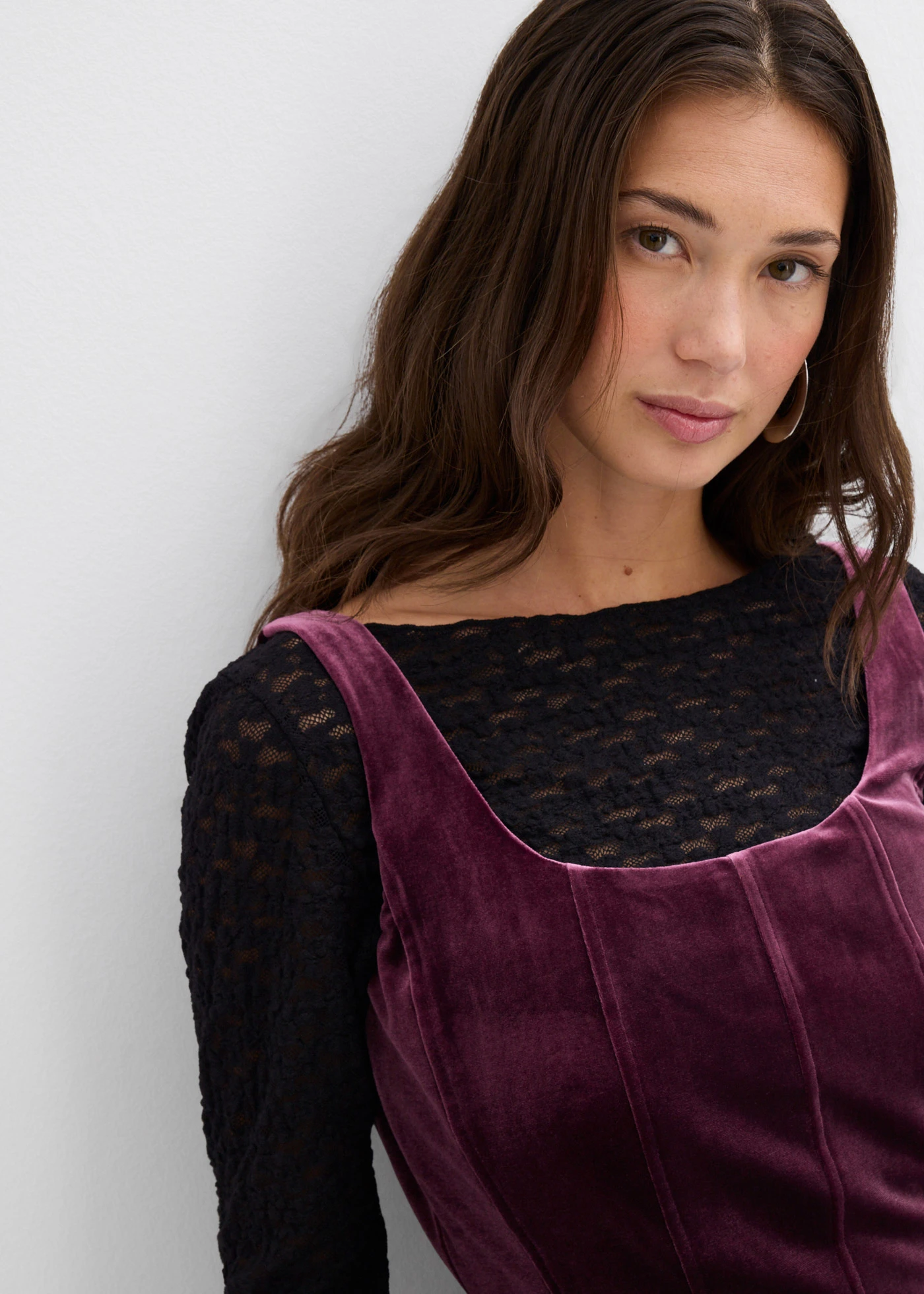 Robe à corsage en velours • bordeaux • Boutique bonprix