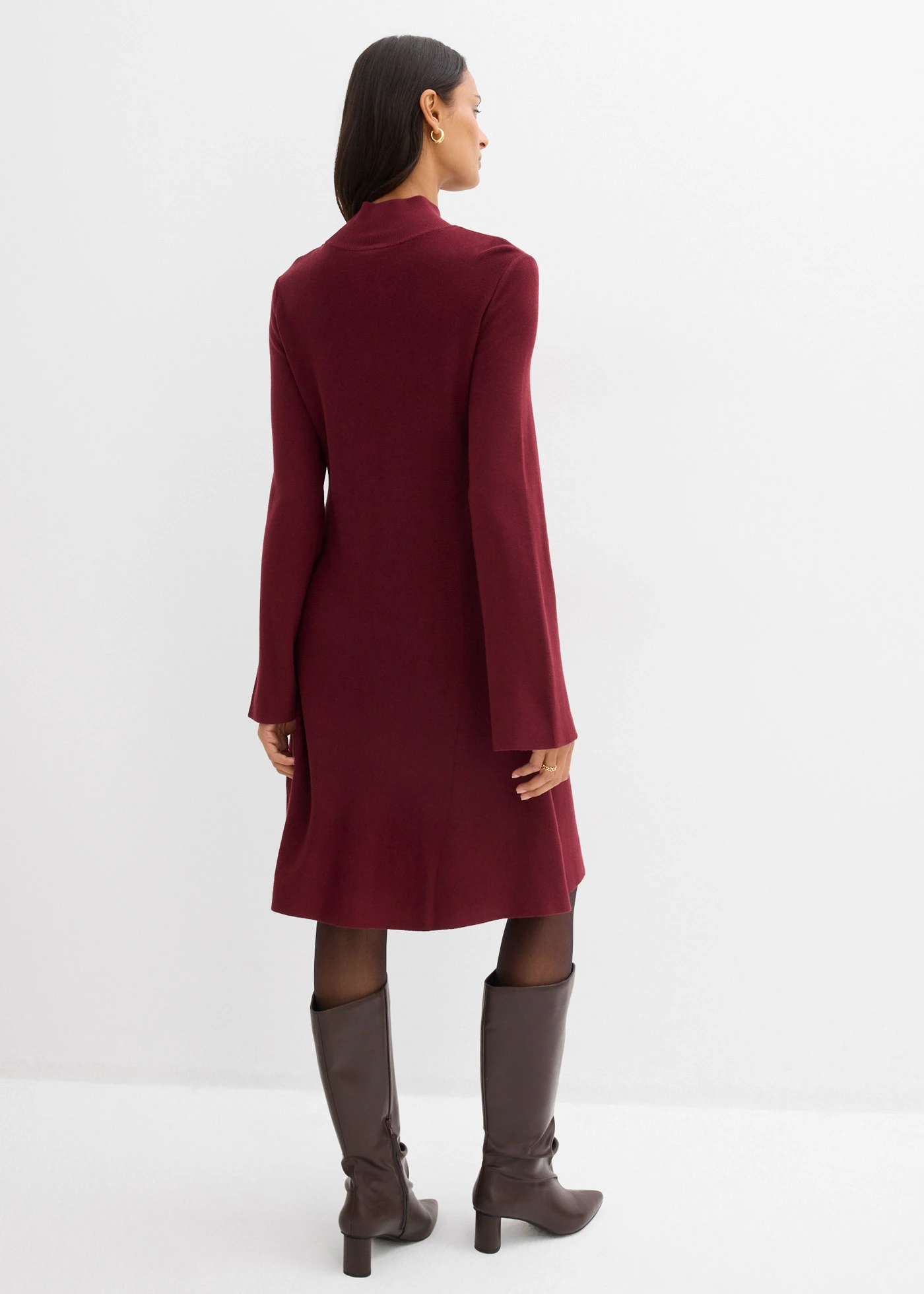 Gebreide jurk in A-lijn van een viscosemix • esdoornrood • bonprix online shop