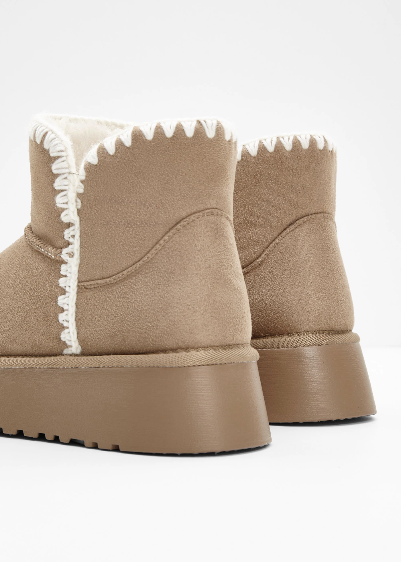 Botki na platformie • jasny khaki • sklep bonprix