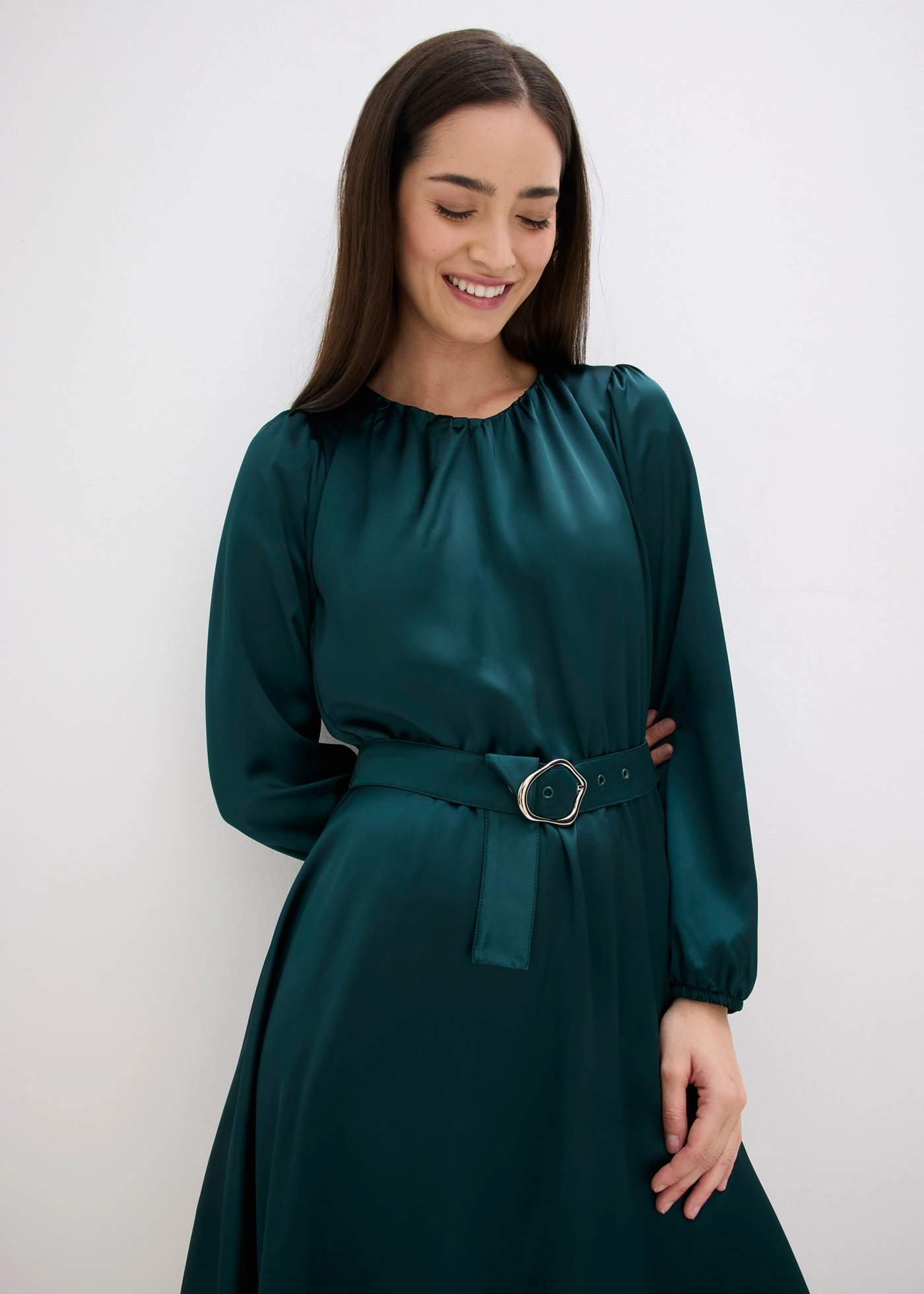 Robe courte • vert profond • Boutique bonprix