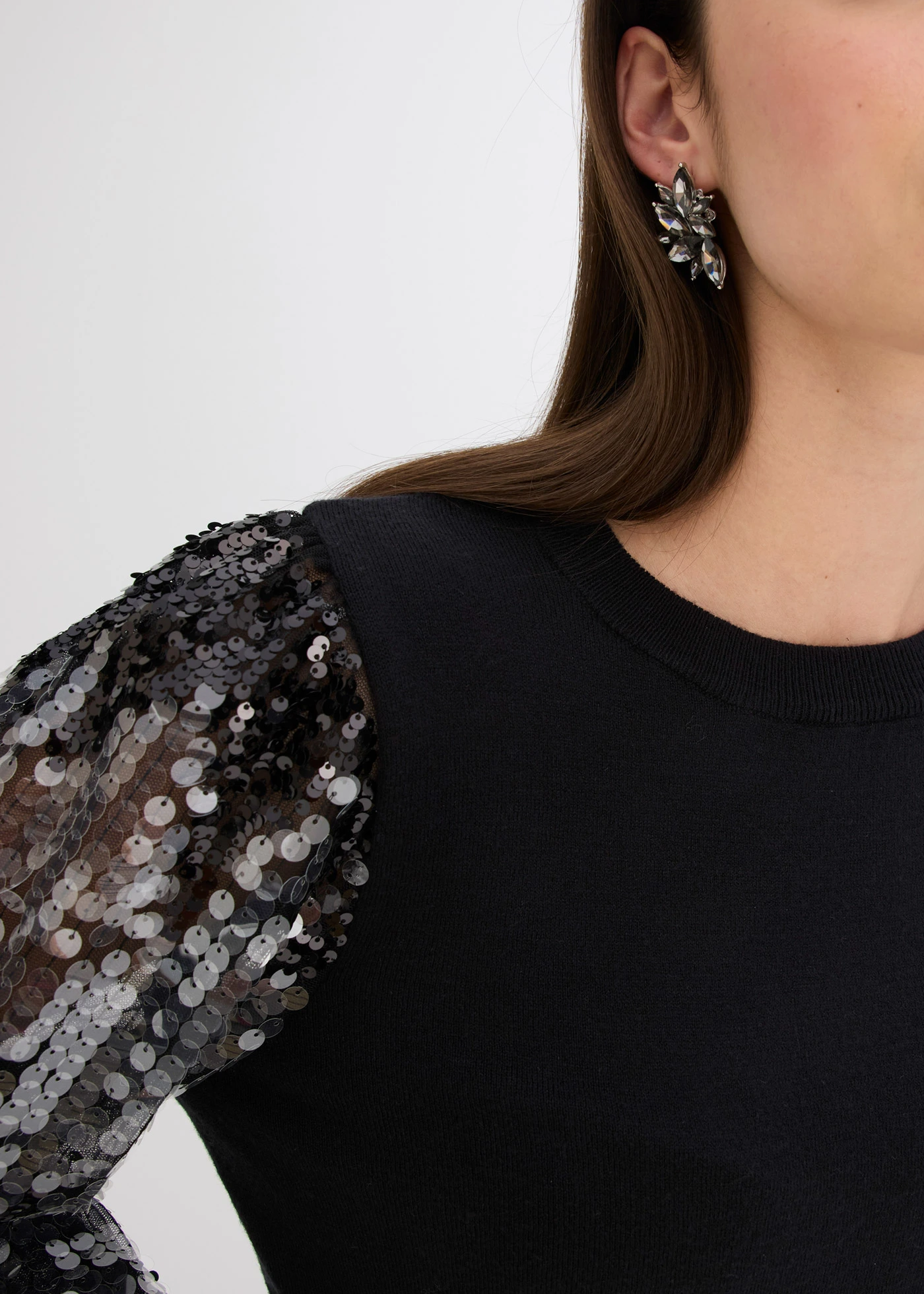 Pulover din tricot fin cu mâneci cu paiete • negru • magazin bonprix