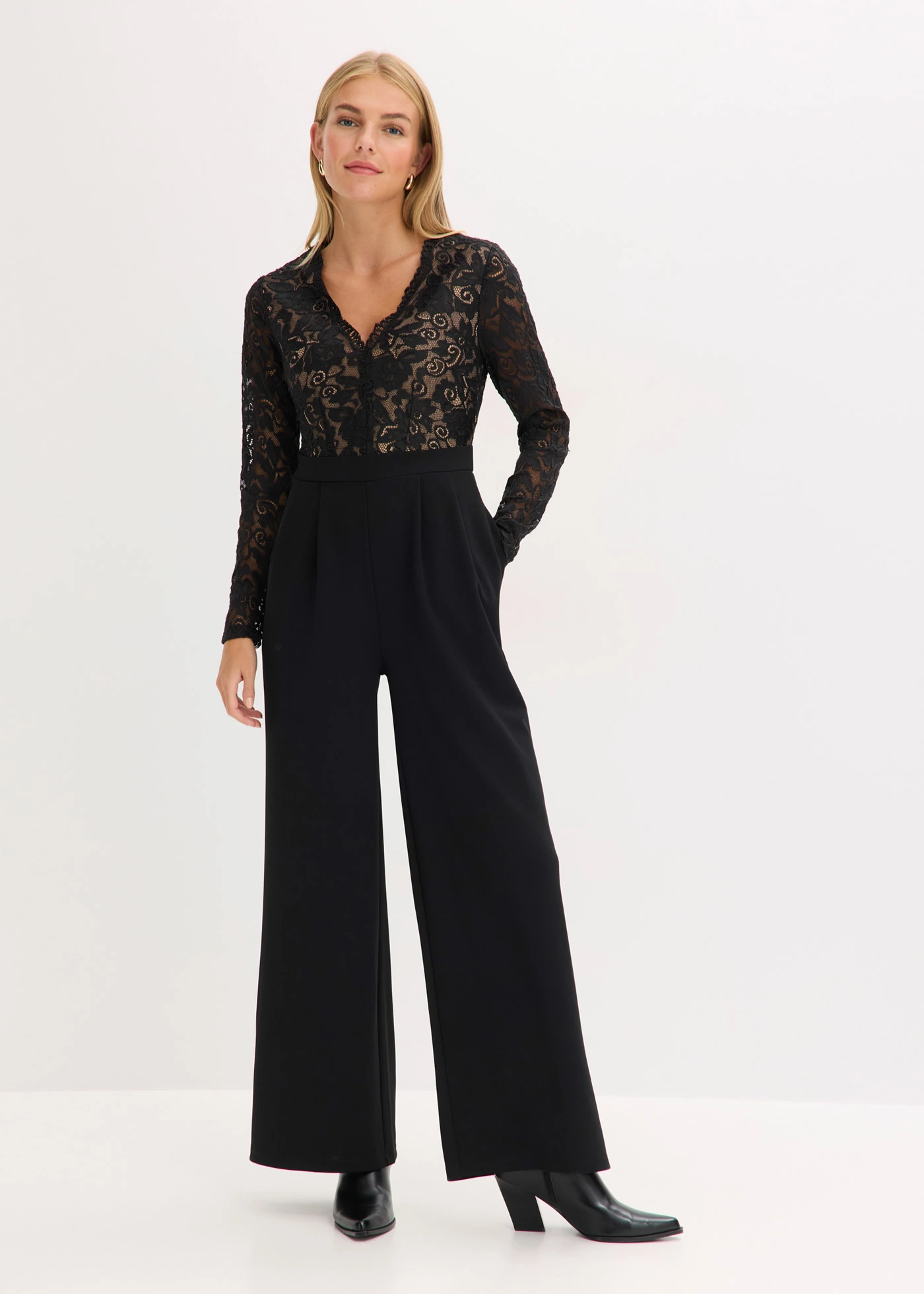 Jersey jumpsuit met kant • zwart • bonprix online shop