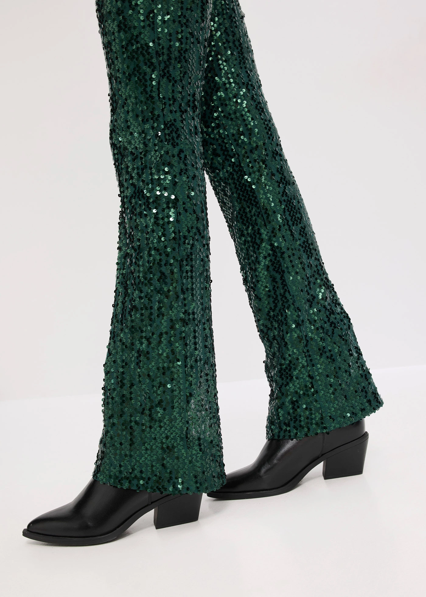 Pantalon à sequins • vert profond • Boutique bonprix