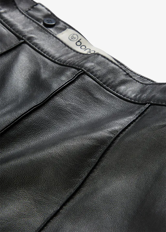 Jupe évasée en cuir d’agneau nappa • noir • product-page.page-title-suffix