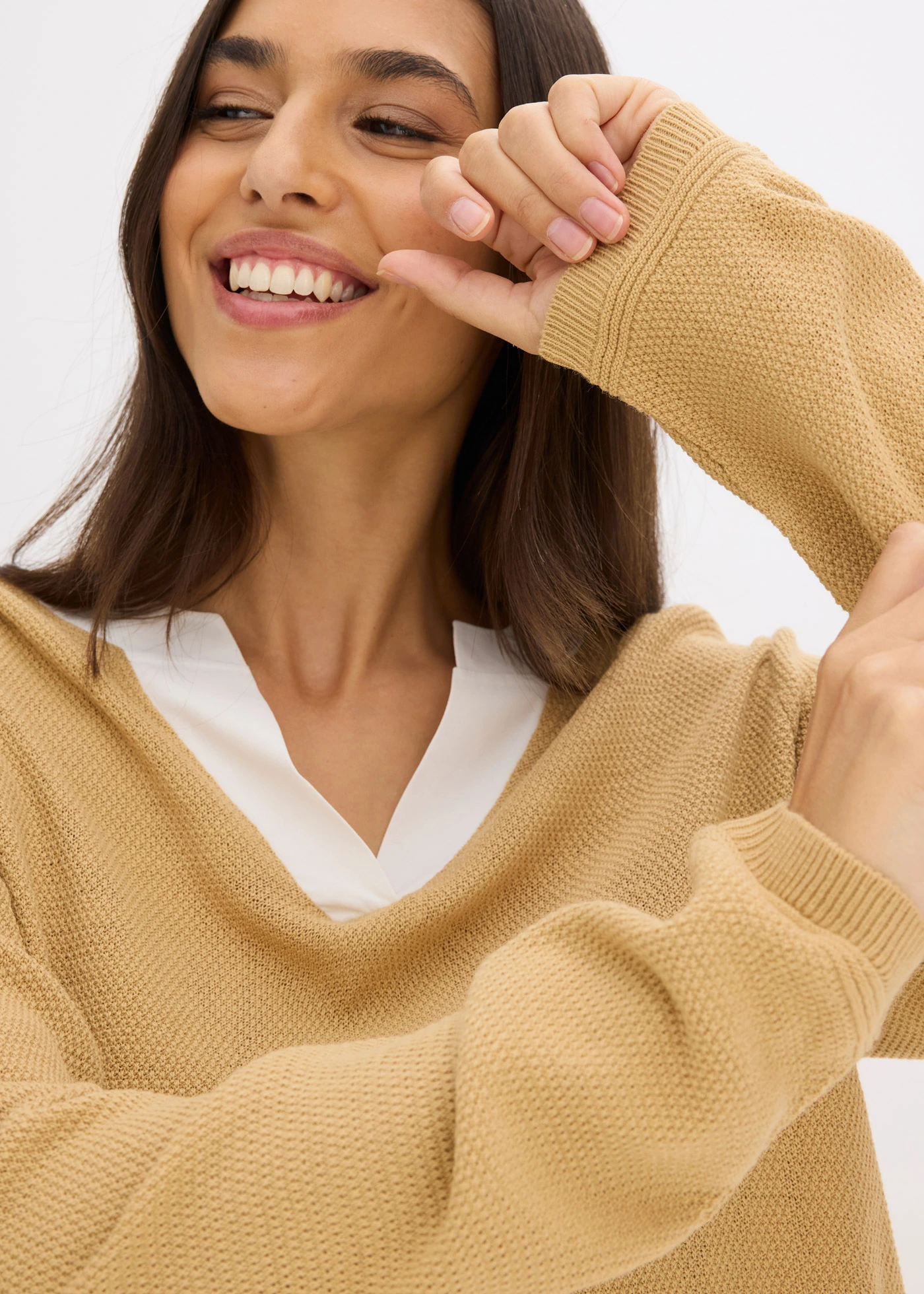 Fijngebreide trui met blouse-inzet • cappuccino • bonprix online shop